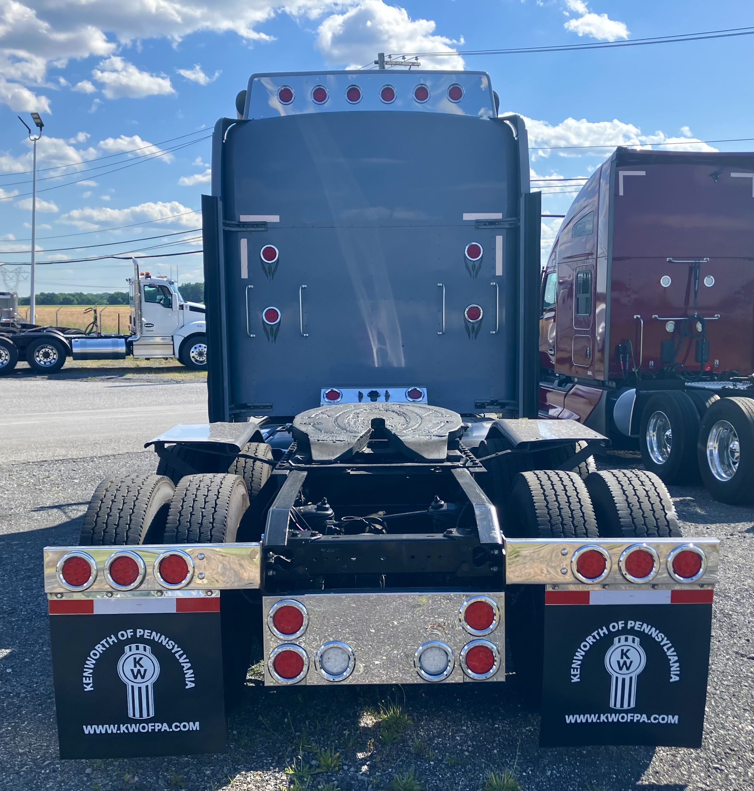 2016 KENWORTH W900L PC480228-04 2016 KENWORTH W900L PC480228-04