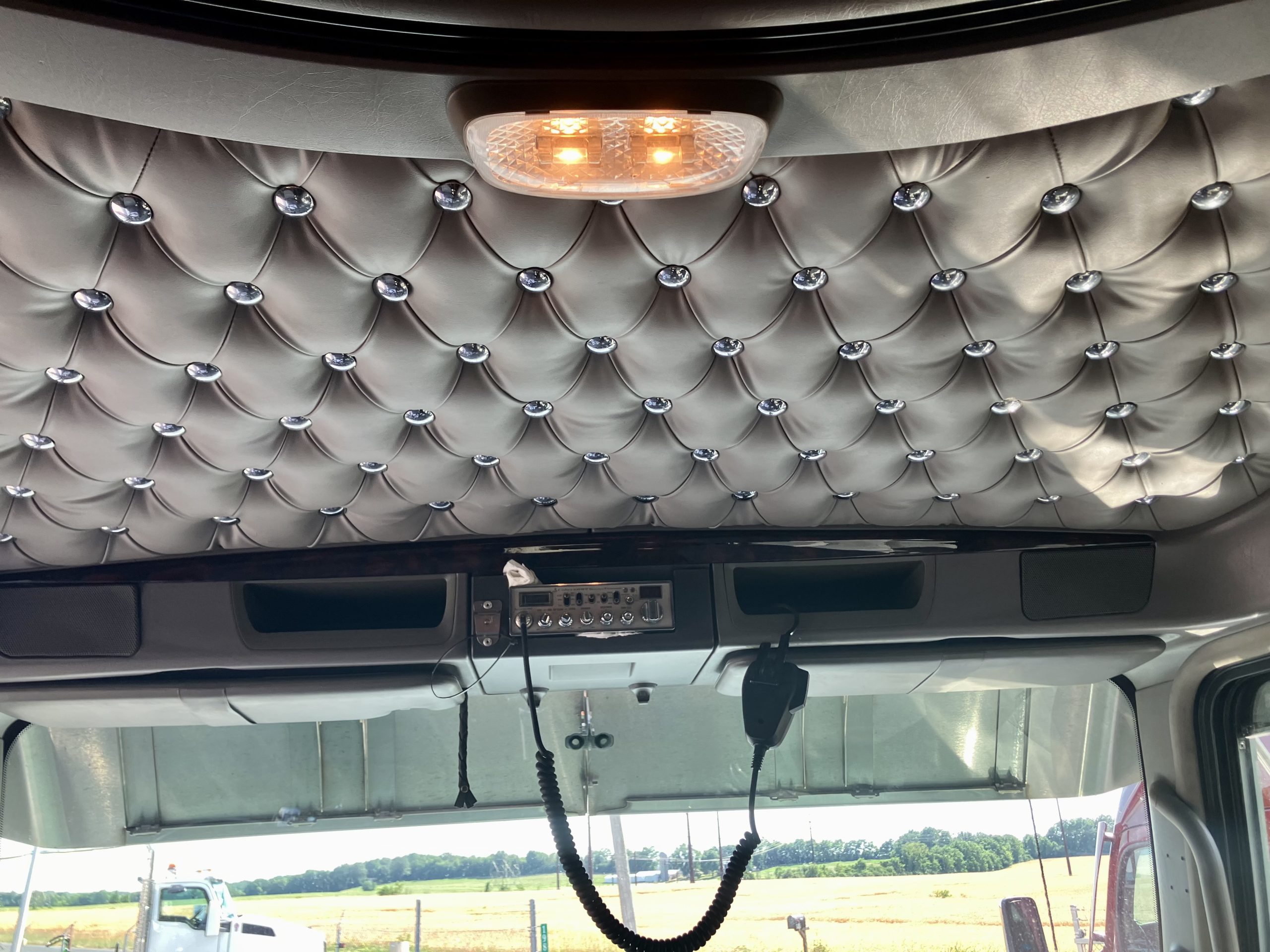 2016 KENWORTH W900L PC480228-17 2016 KENWORTH W900L PC480228-17