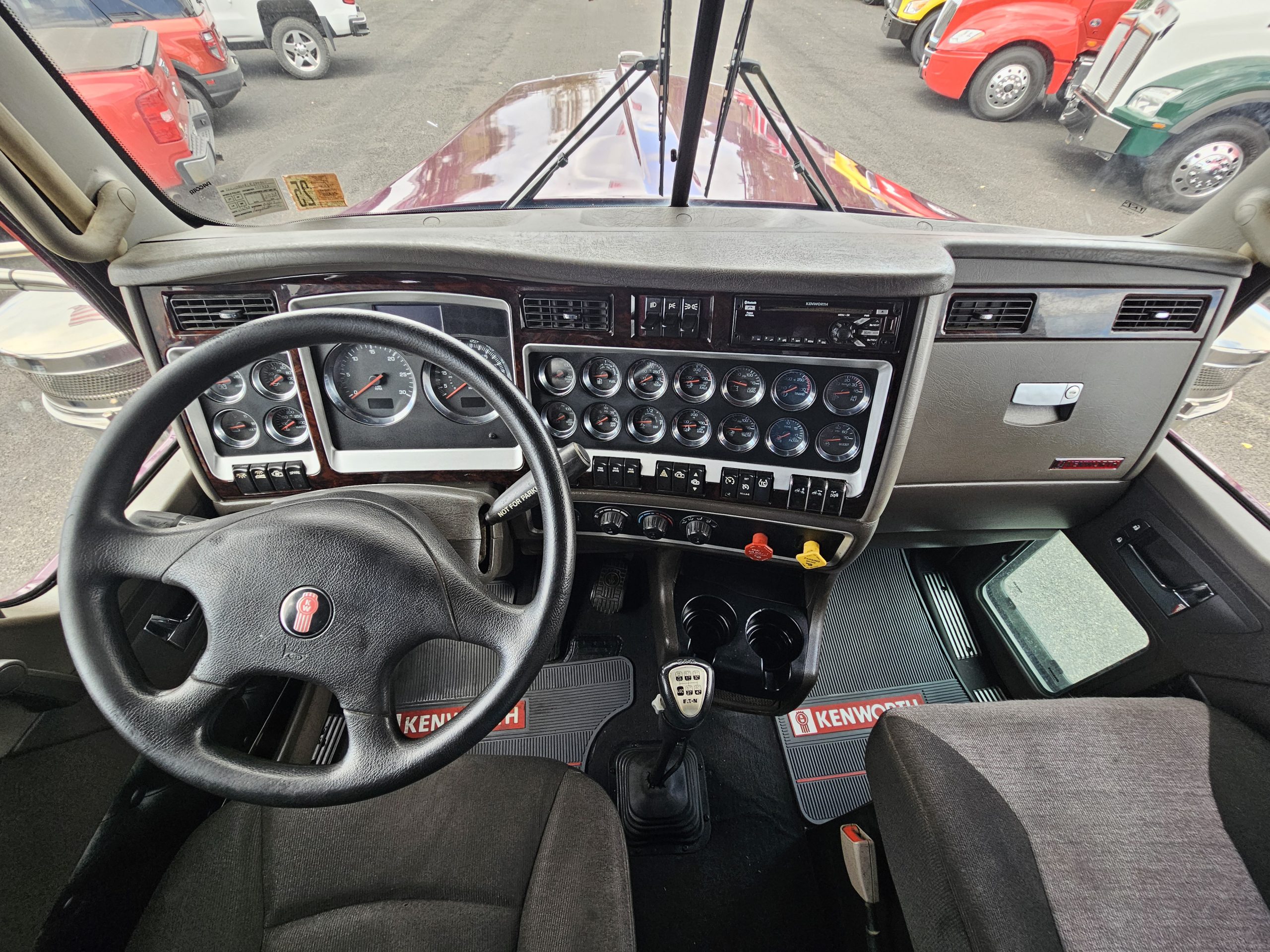 2020 KENWORTH W900L PN390465-10 2020 KENWORTH W900L PN390465-10