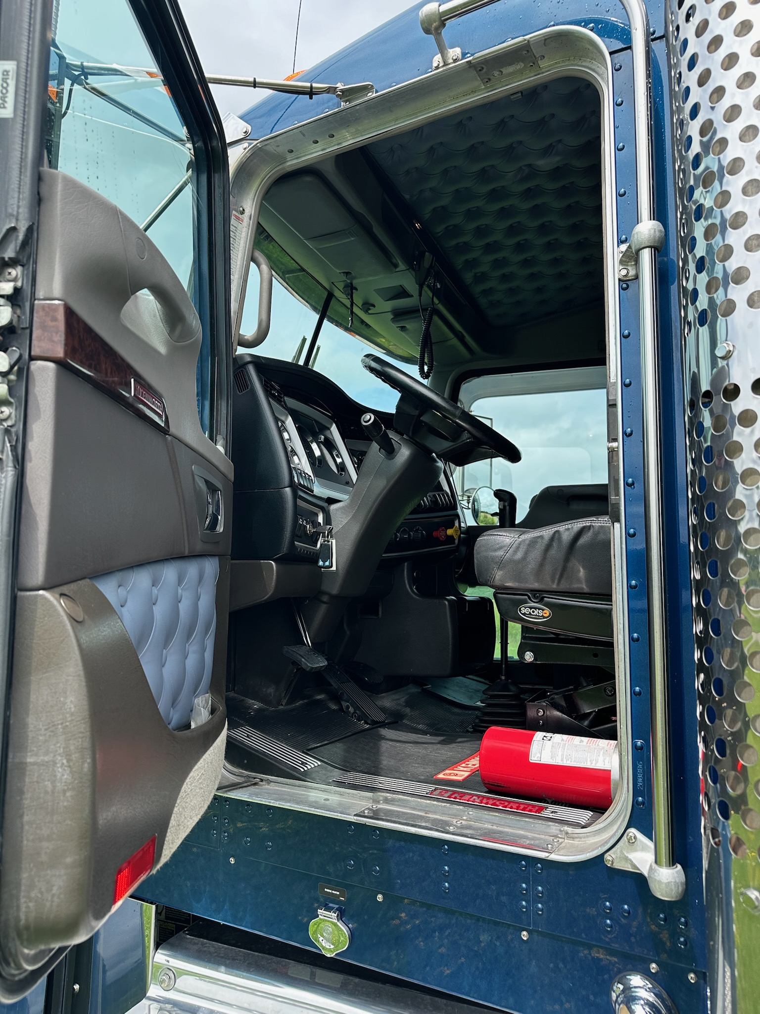 2018 KENWORTH W900L TC200886-09 2018 KENWORTH W900L TC200886-09