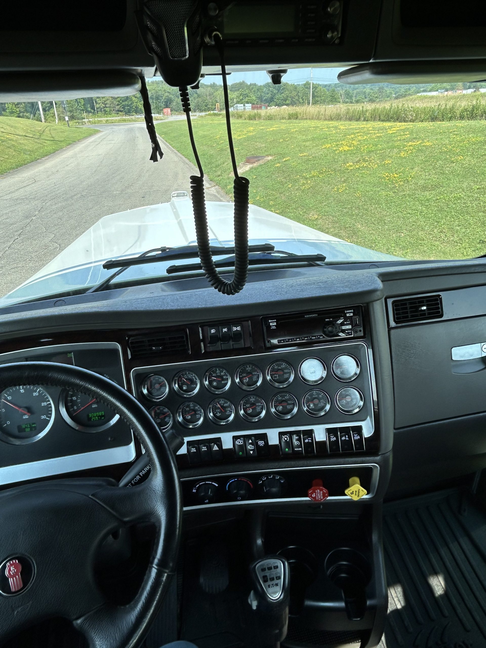 2021 KENWORTH W900L TV447108-08 2021 KENWORTH W900L TV447108-08