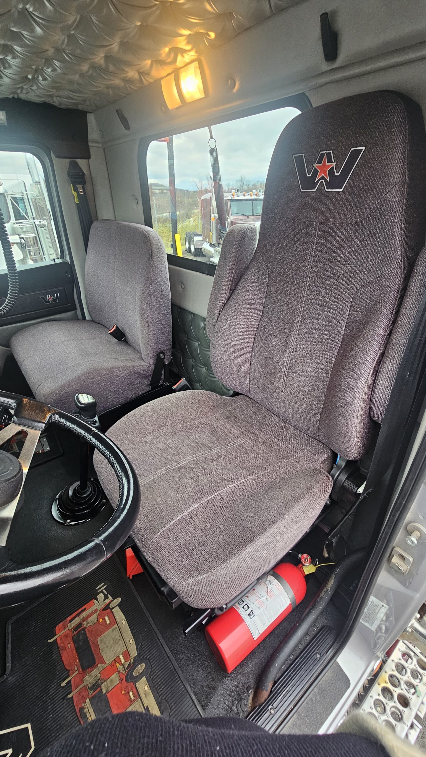 2020 WESTERN STAR 4900EX TNLP8013-08 2020 WESTERN STAR 4900EX TNLP8013-08