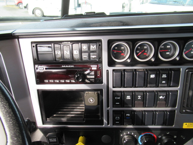 2019 MACK GRANITE TS003741-09 2019 MACK GRANITE TS003741-09