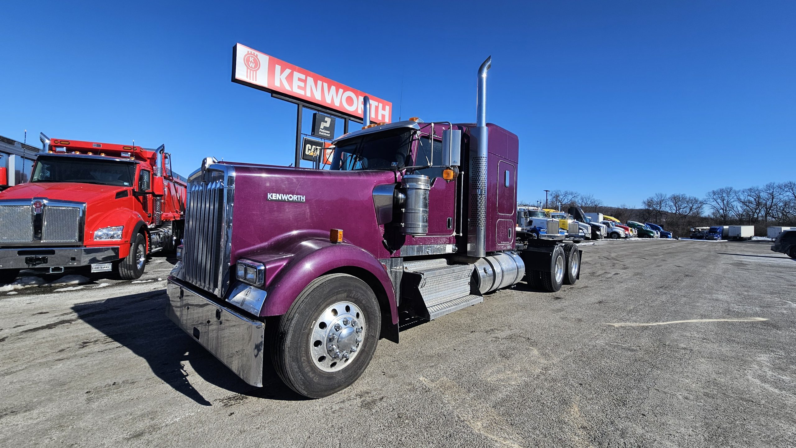 2020 KENWORTH W900L PN390465-01 2020 KENWORTH W900L PN390465-01