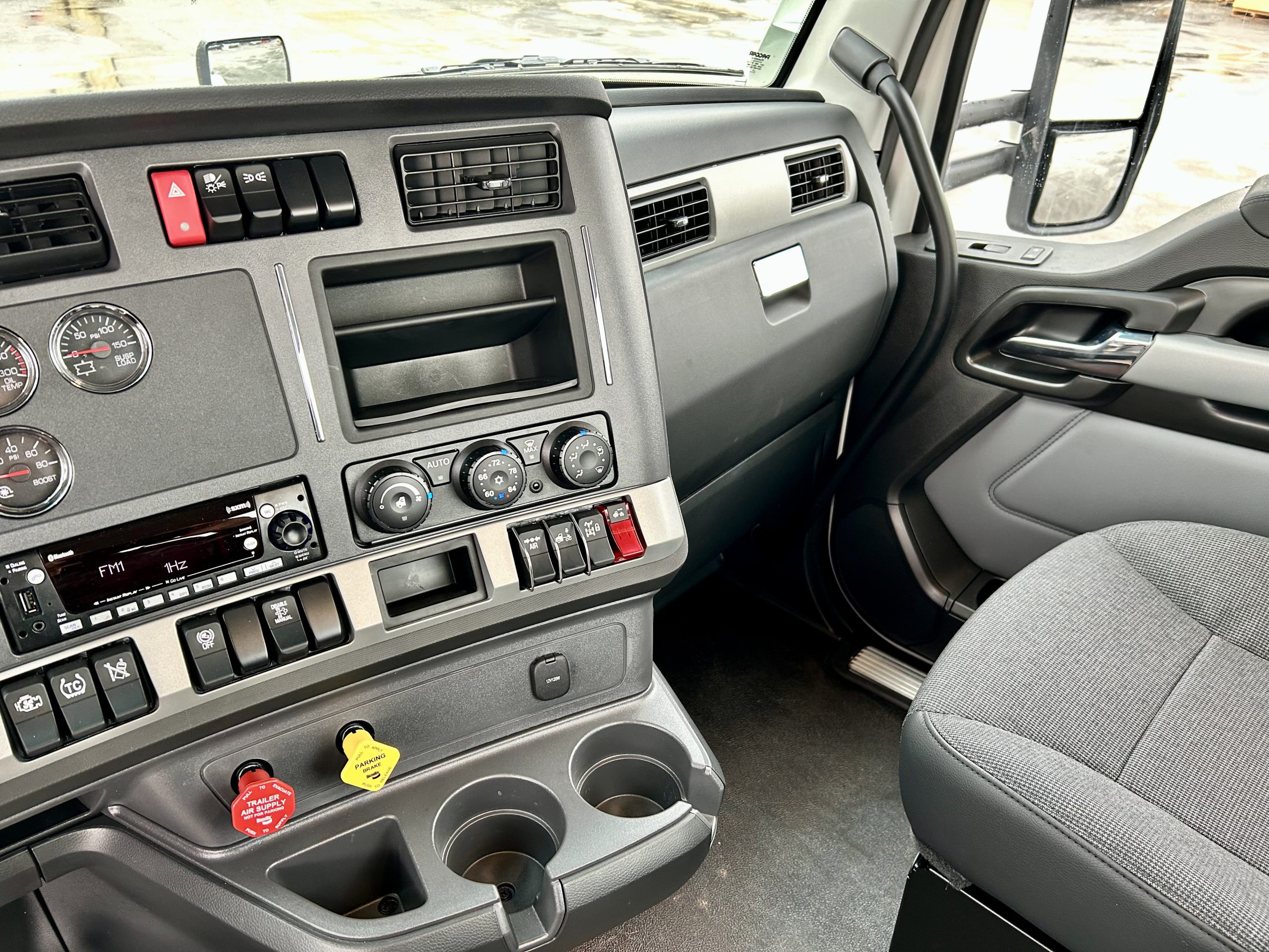 2025 KENWORTH T680 KC160764-15 2025 KENWORTH T680 KC160764-15