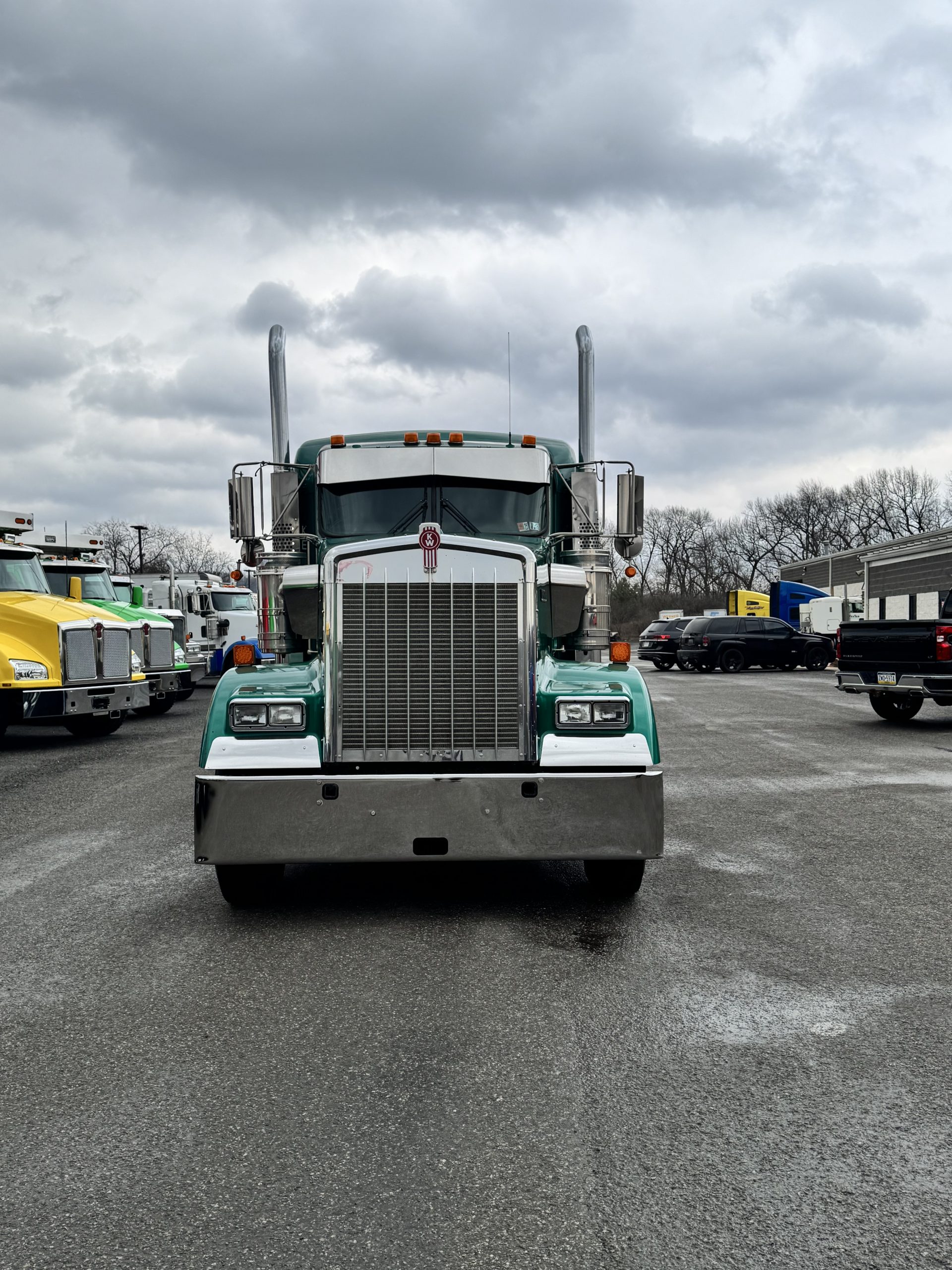 2021 KENWORTH W900L PN434724-02 2021 KENWORTH W900L PN434724-02