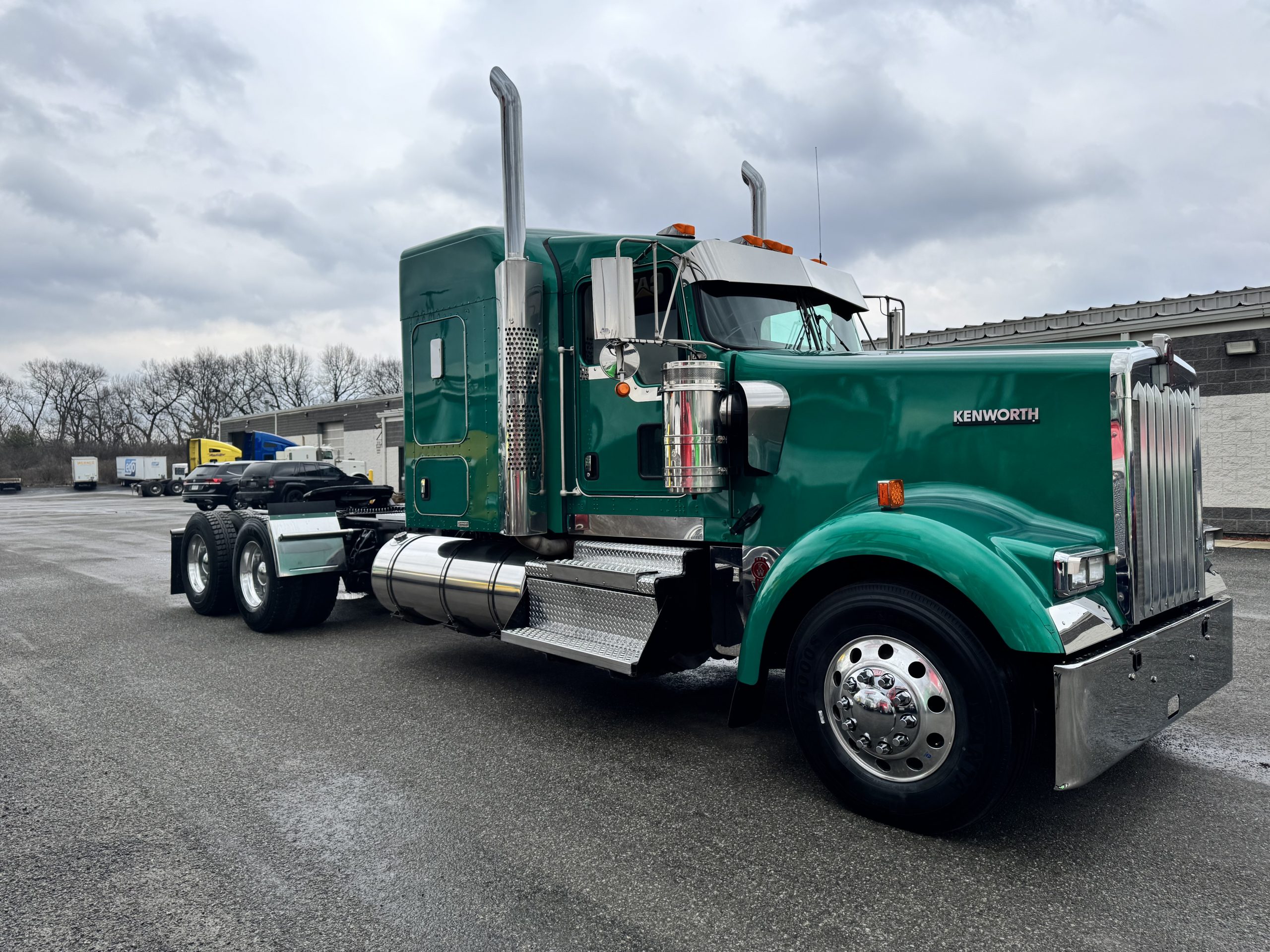 2021 KENWORTH W900L PN434724-03 2021 KENWORTH W900L PN434724-03