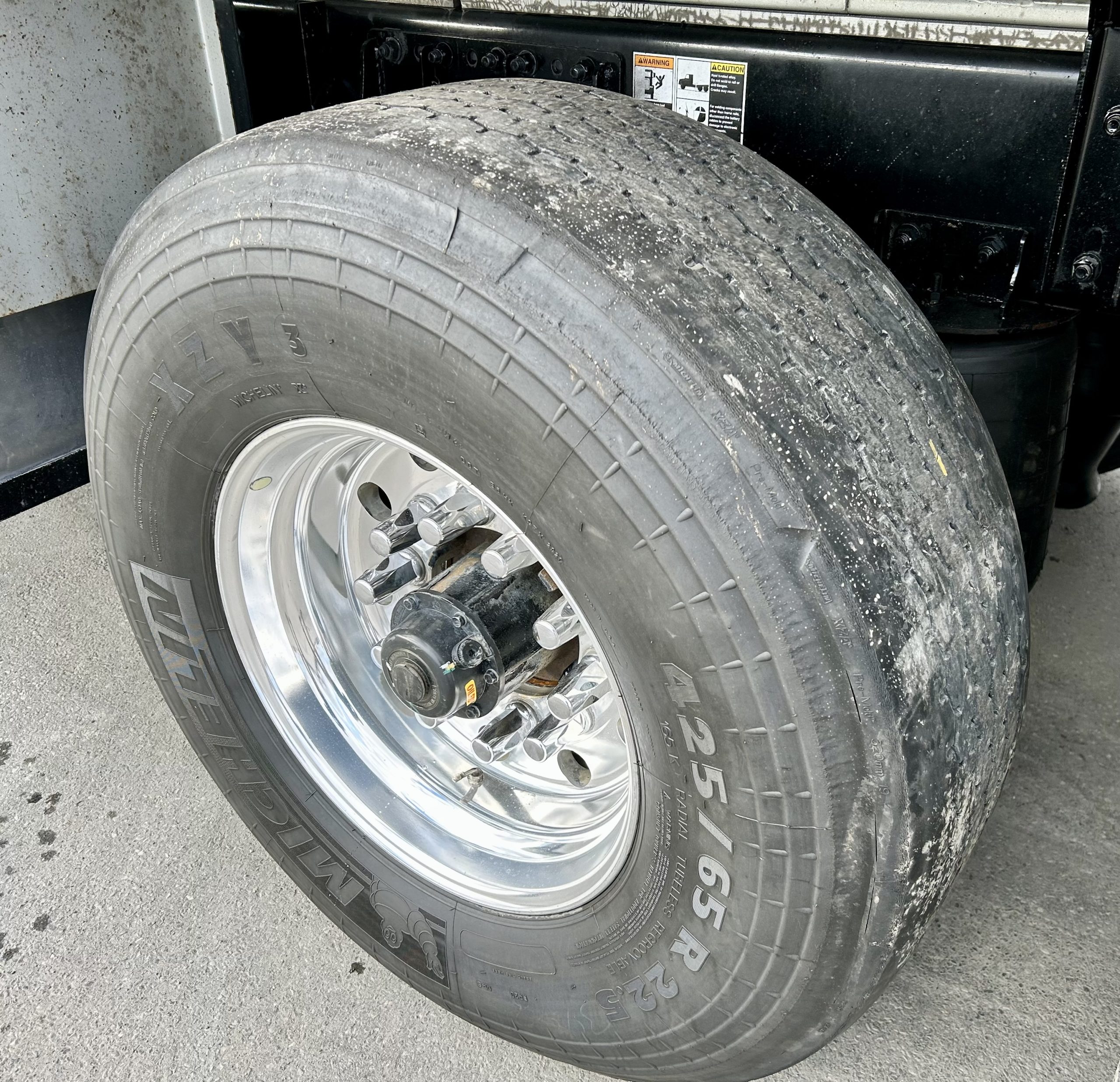 2023 KENWORTH T880 TC173401-26 2023 KENWORTH T880 TC173401-26