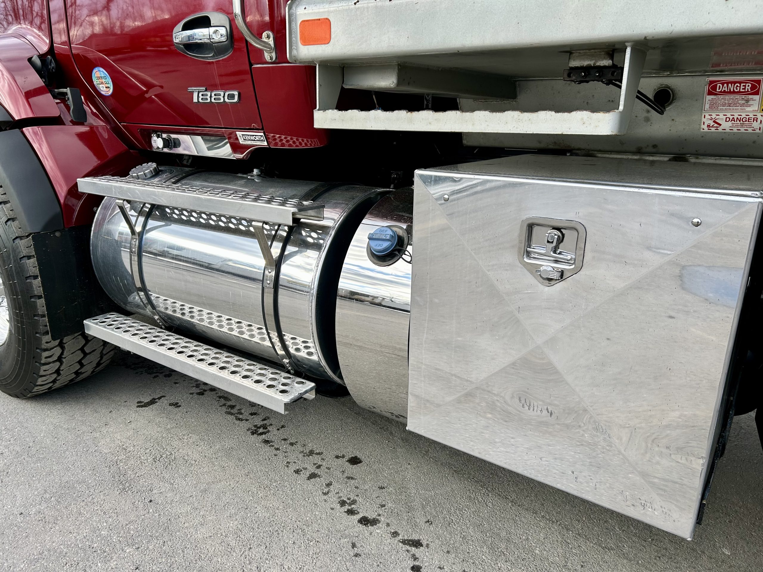 2023 KENWORTH T880 TC173401-29 2023 KENWORTH T880 TC173401-29