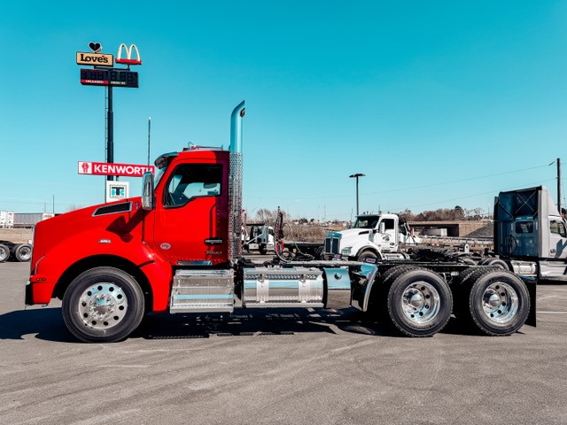 2025 KENWORTH T880 KS181990-04 2025 KENWORTH T880 KS181990-04
