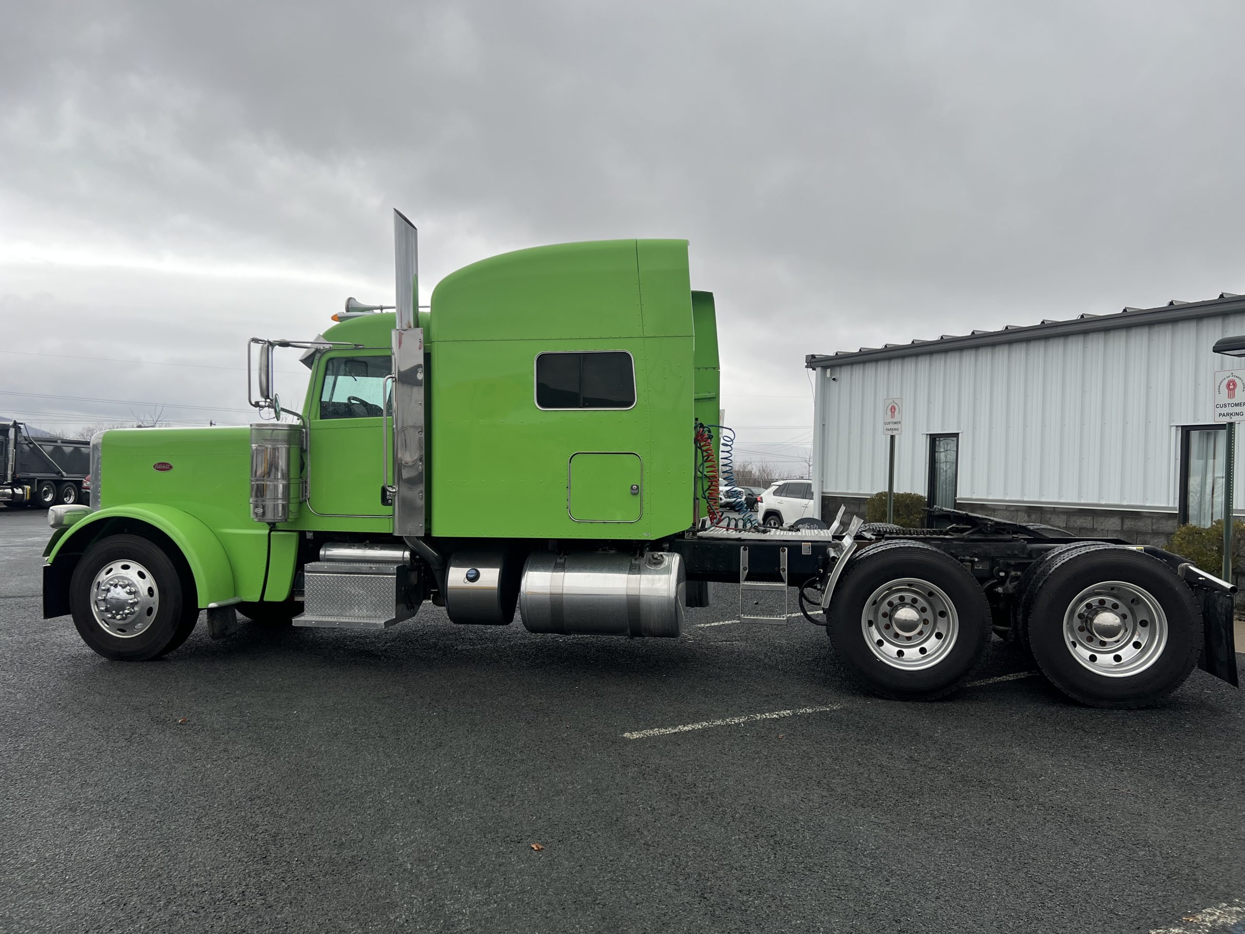 2018 PETERBILT 389 TV491008-04 2018 PETERBILT 389 TV491008-04