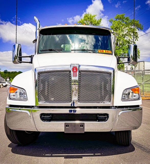 2025 KENWORTH T280 - image 3 of 6