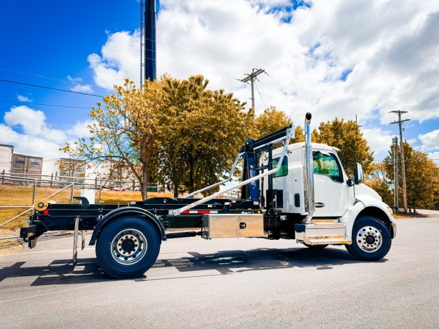 2025 KENWORTH T280 - image 4 of 6
