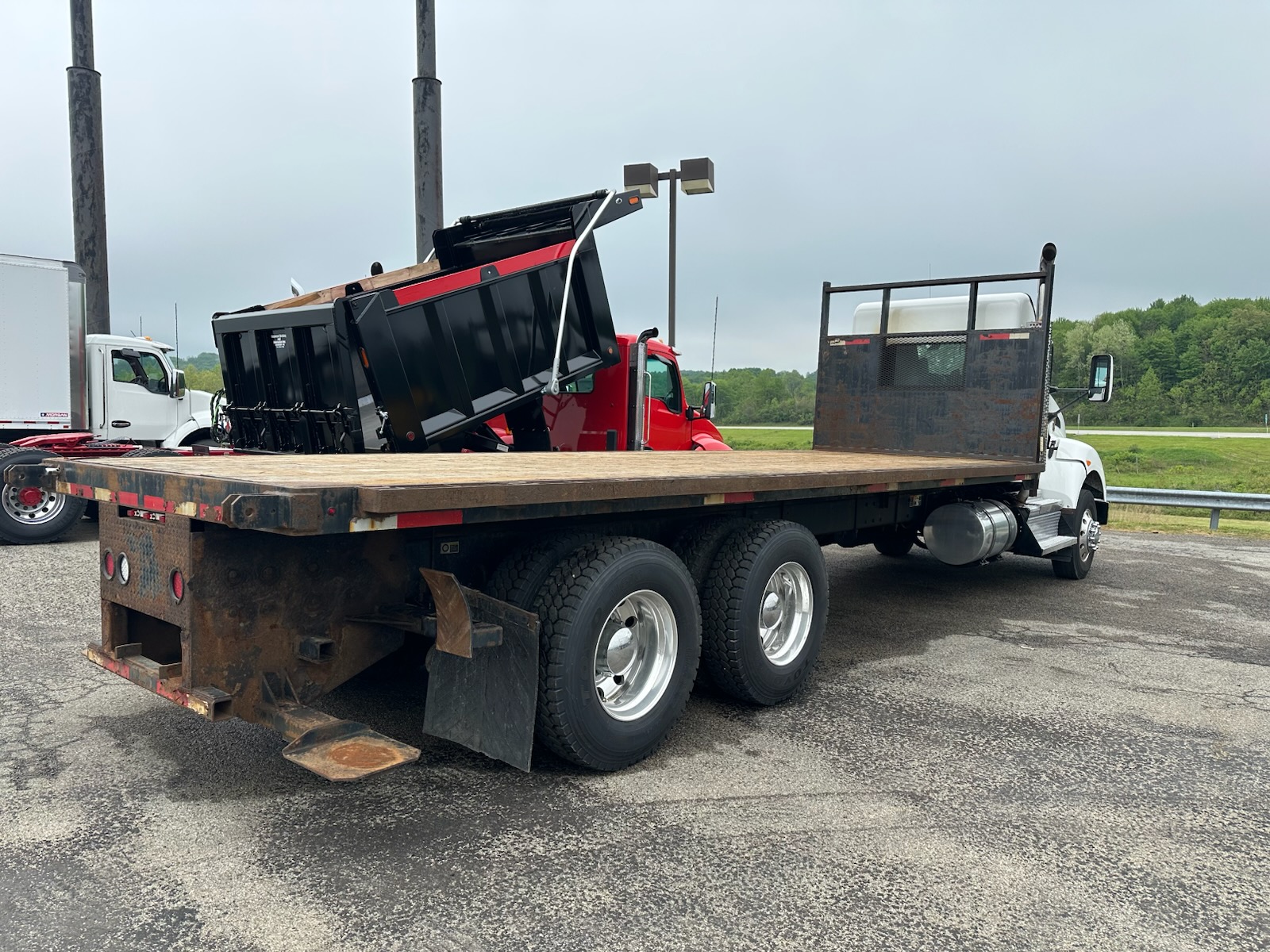 2019 KENWORTH T440 - image 5 of 6