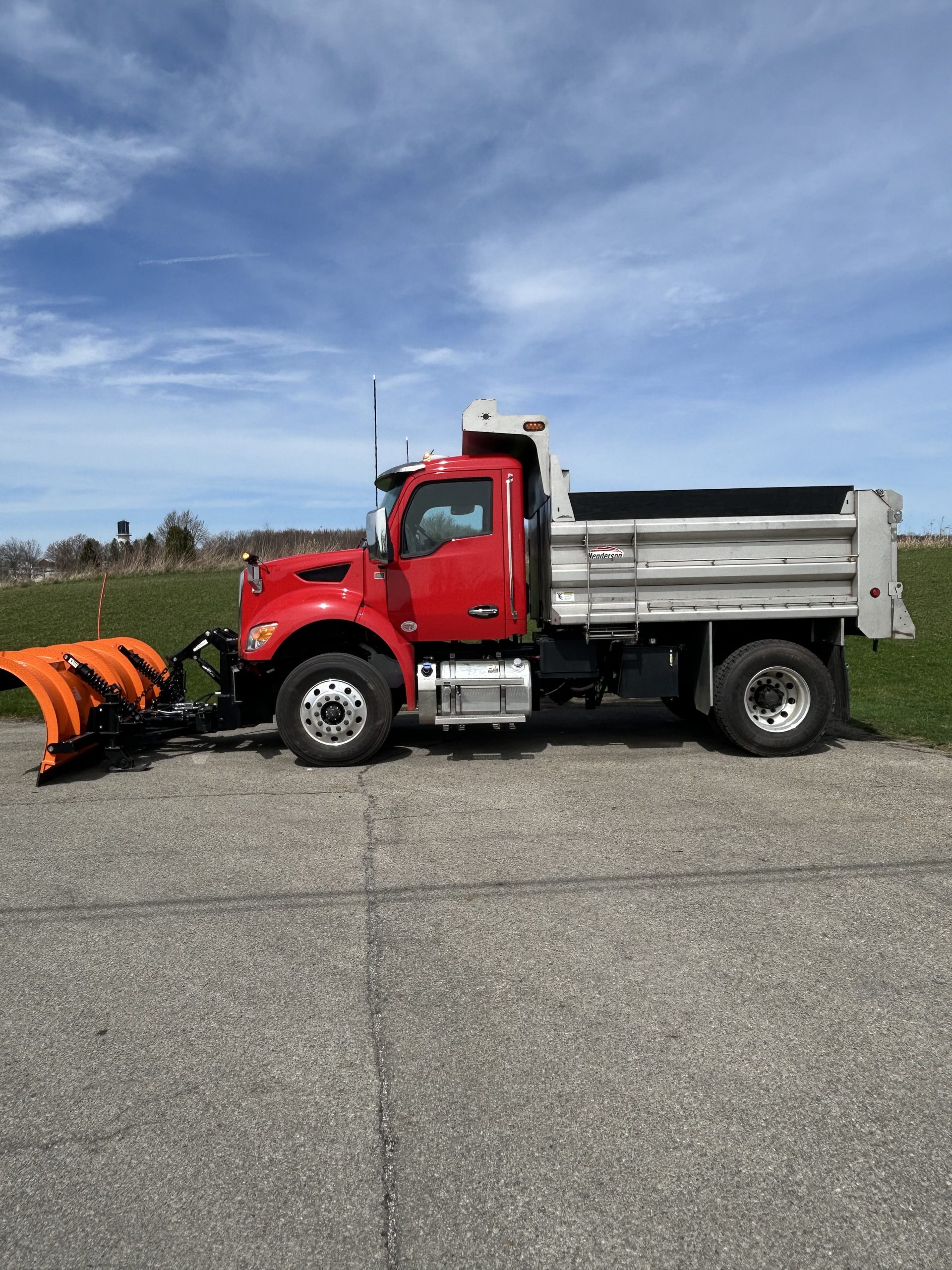 2025 KENWORTH T380 - image 4 of 6