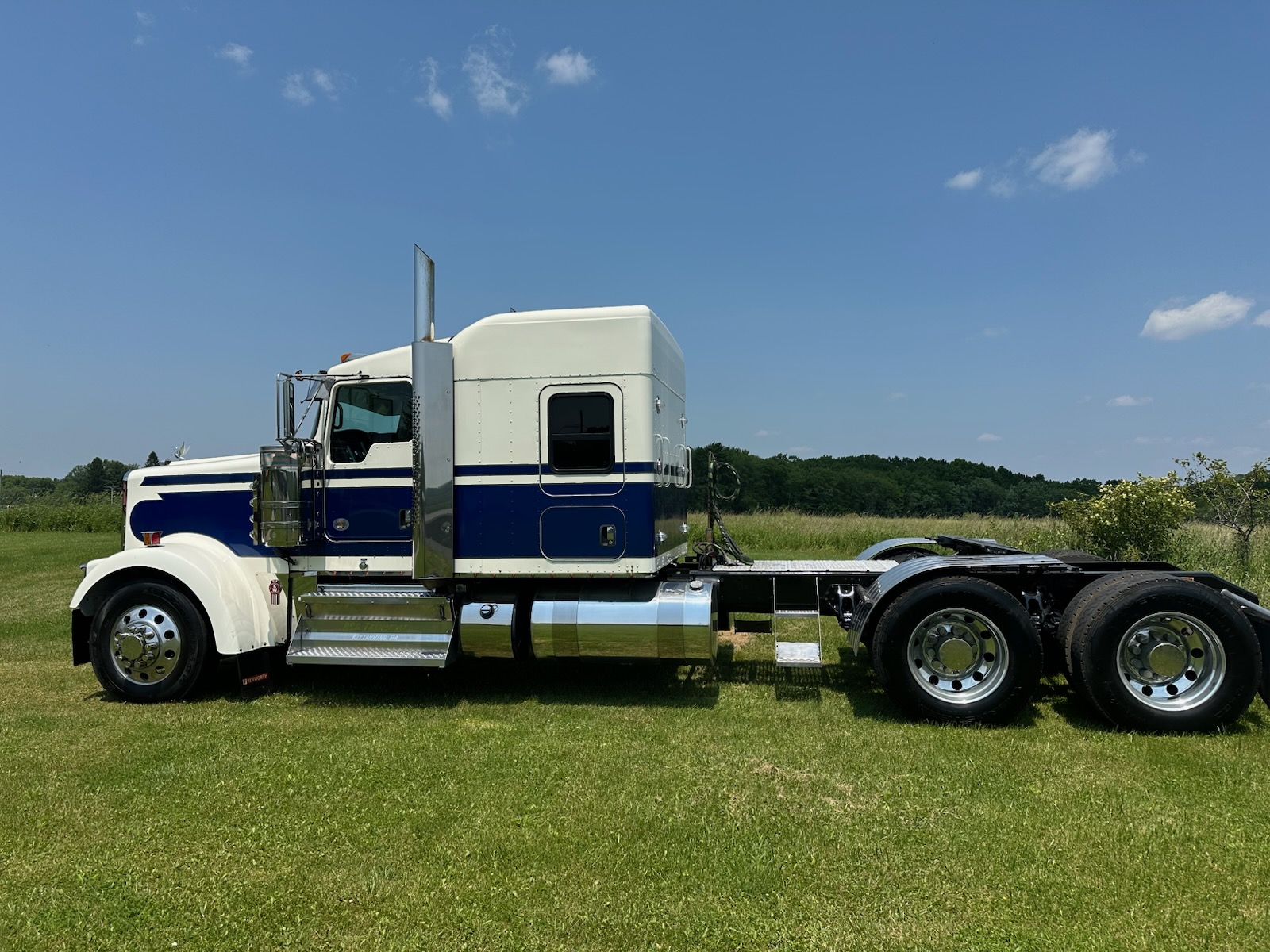 2021 KENWORTH W900L - image 5 of 6