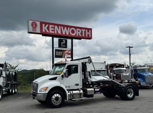 2025 KENWORTH T280 KC183981-01