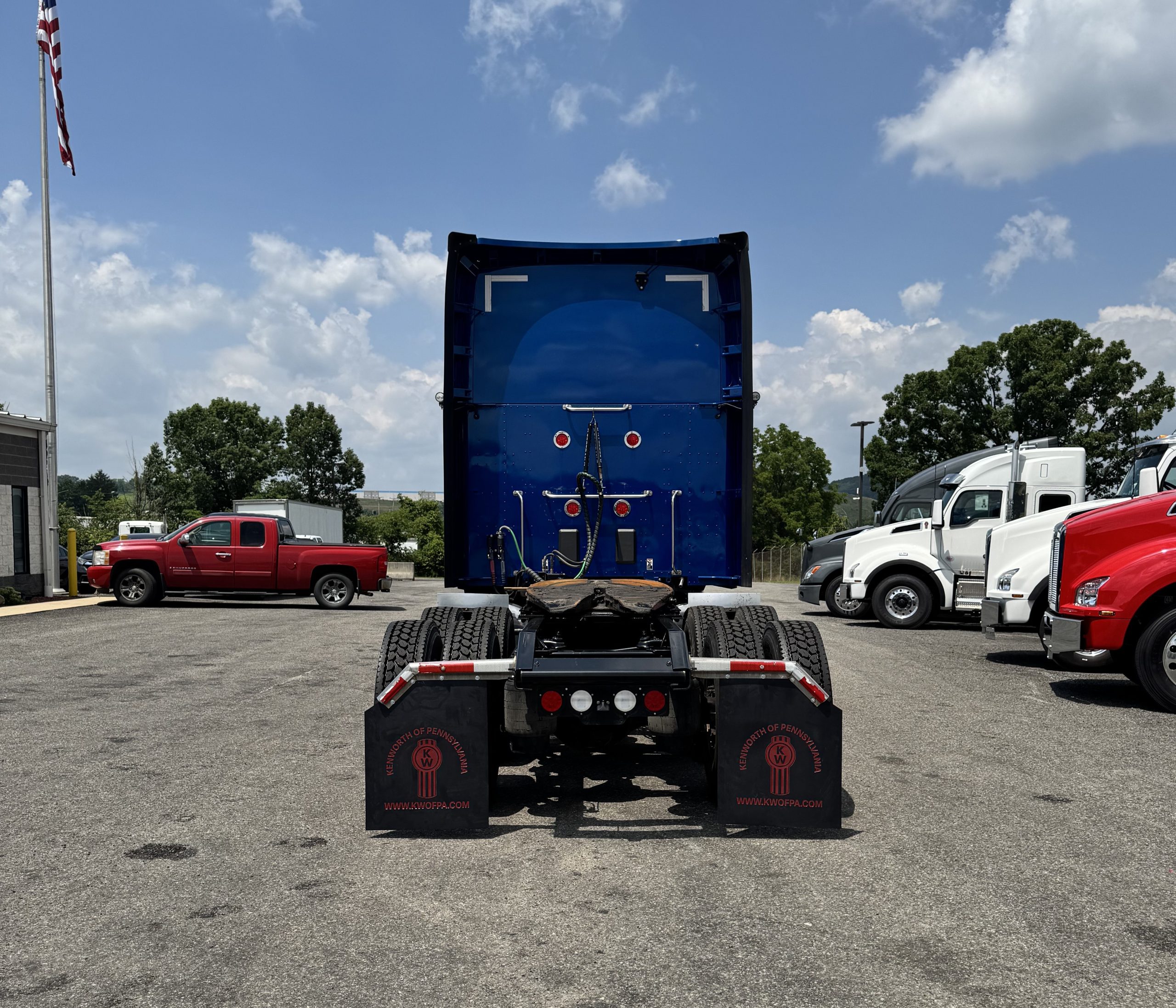2023 KENWORTH T680 - image 6 of 6