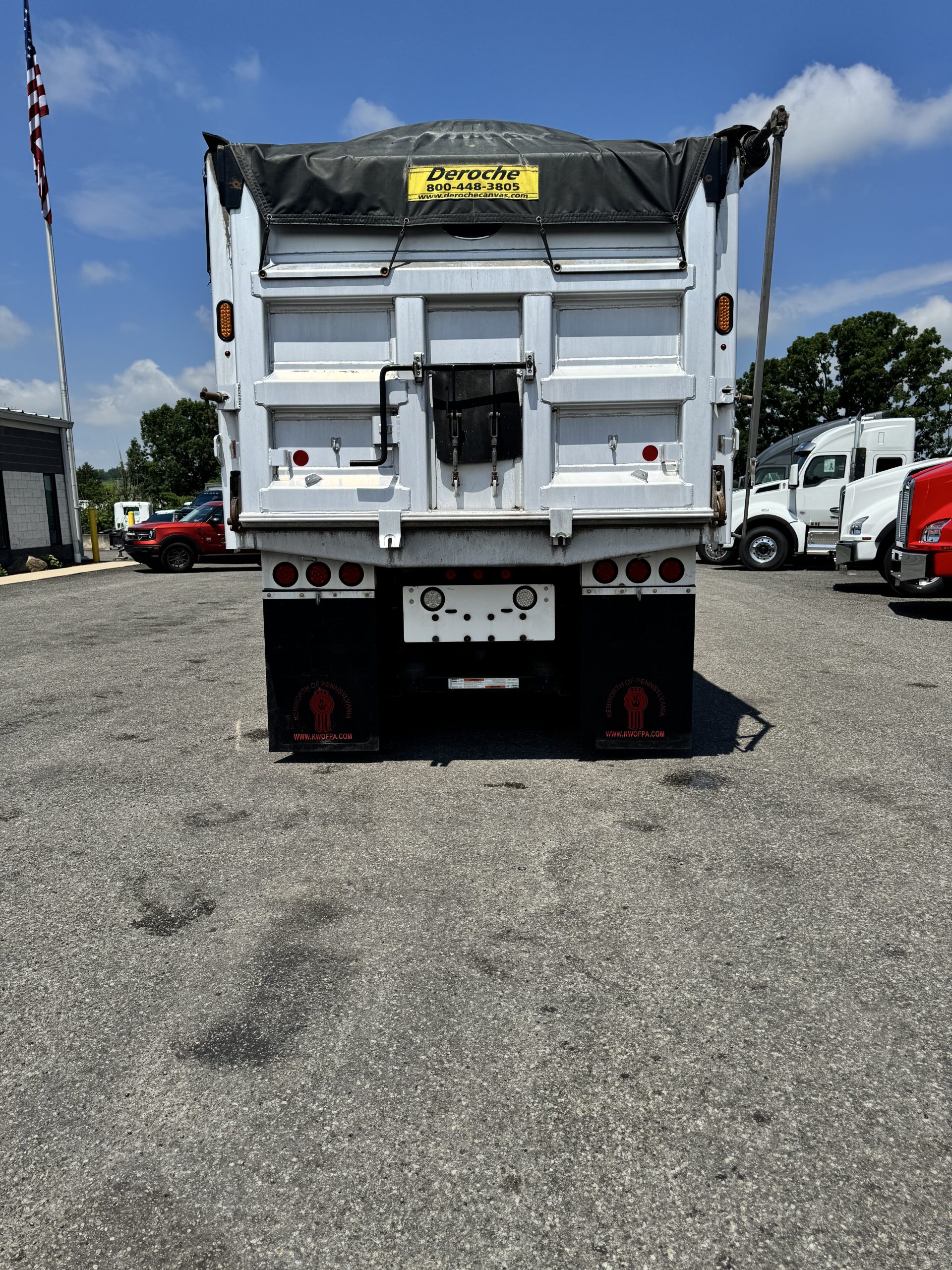 2022 KENWORTH T800 - image 6 of 6