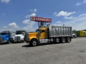 2021 KENWORTH W900B TV442083-01