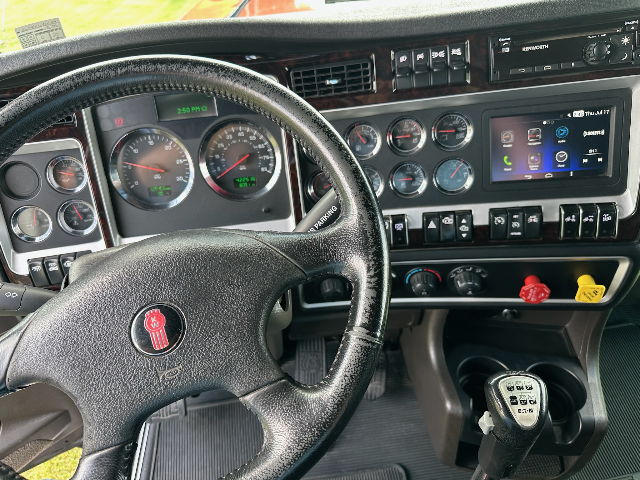 2022 KENWORTH W900L - image 6 of 6