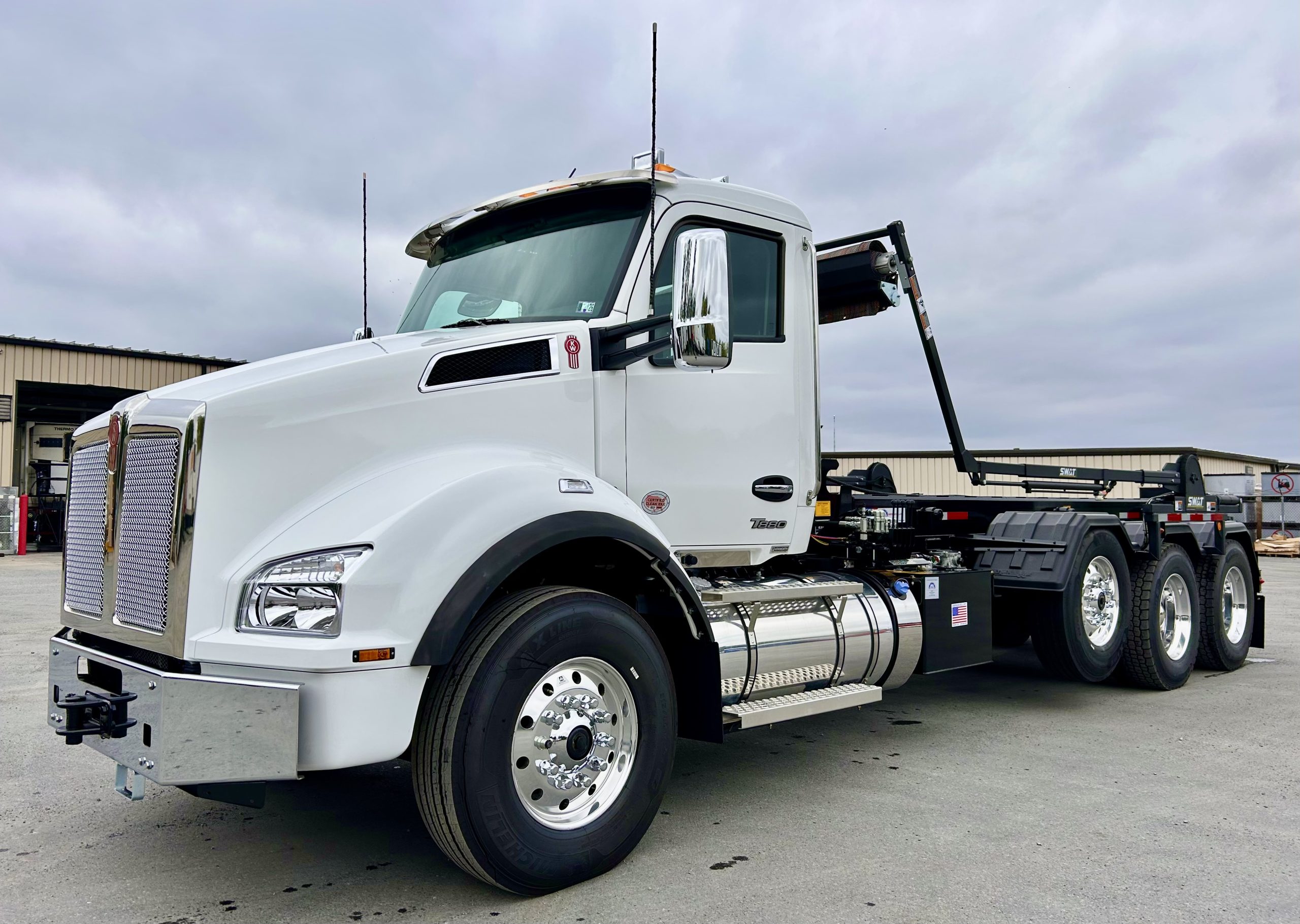 2026 KENWORTH T880 - image 1 of 6