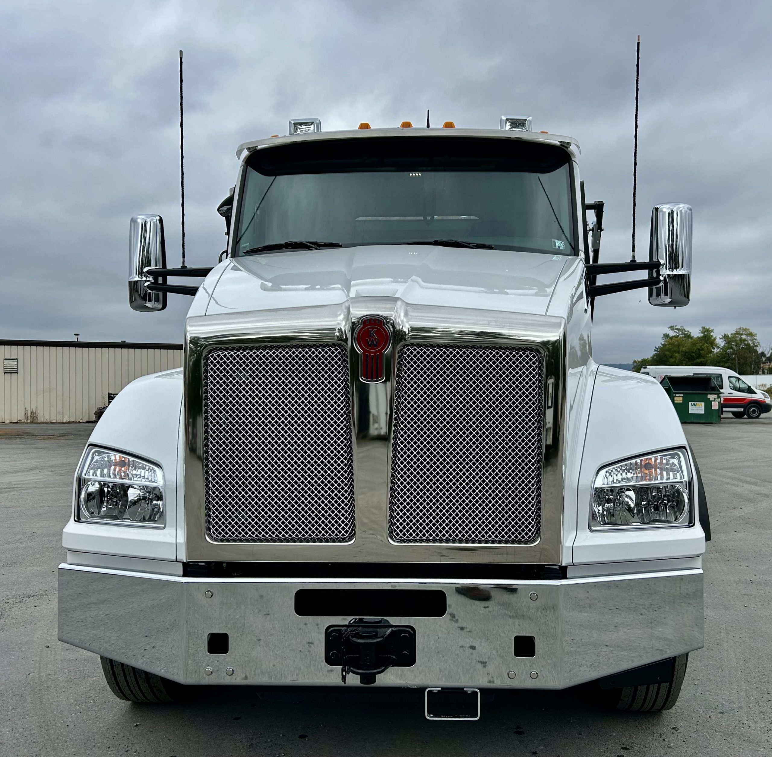 2026 KENWORTH T880 - image 3 of 6
