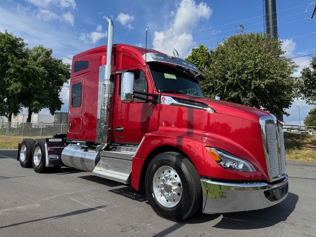 2026 KENWORTH T680 - image 6 of 6