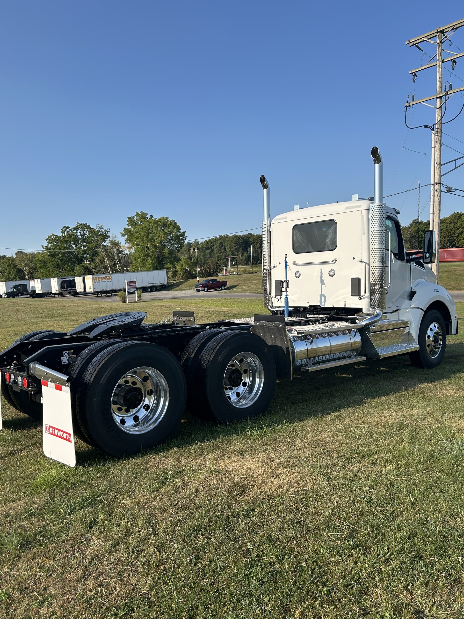 2026 KENWORTH T880 - image 3 of 6