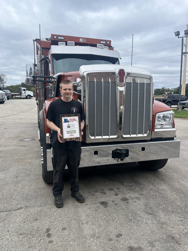 Luther Achieves Kenworth Master Certified Technician Status