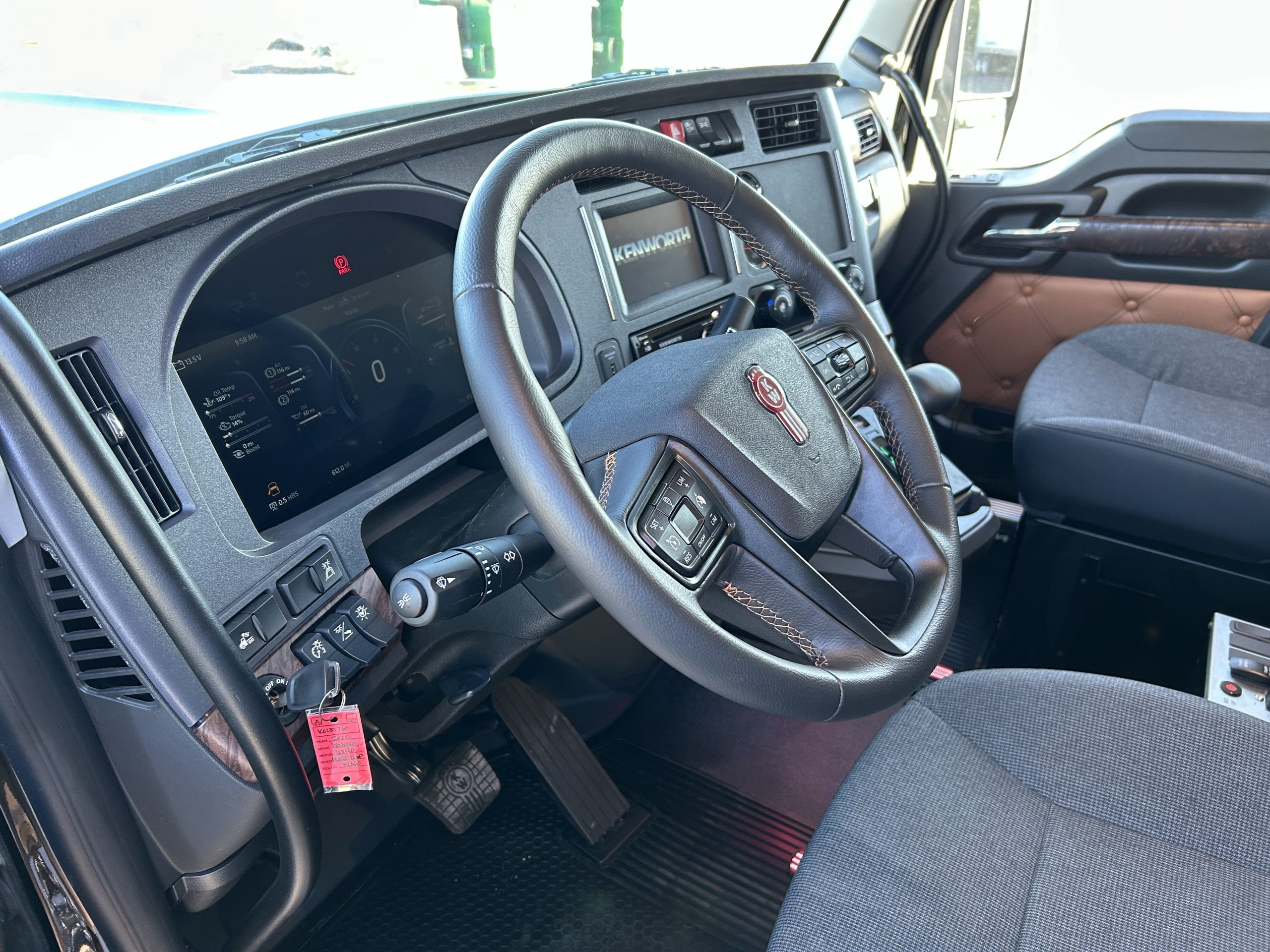 2025 KENWORTH W990 KC137760-14 2025 KENWORTH W990 KC137760-14