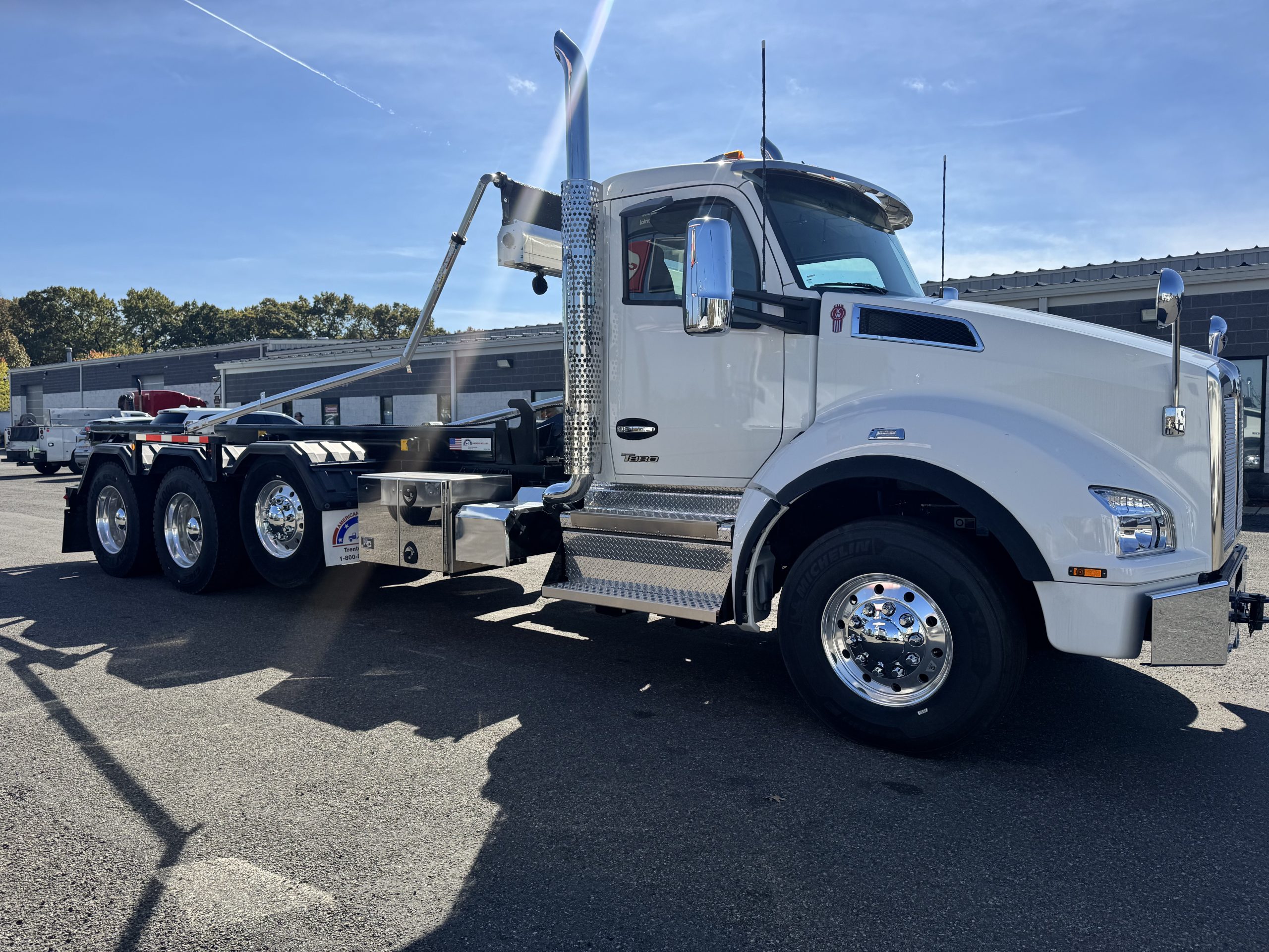 2025 KENWORTH T880 2025 KENWORTH T880 - image 3 of 6