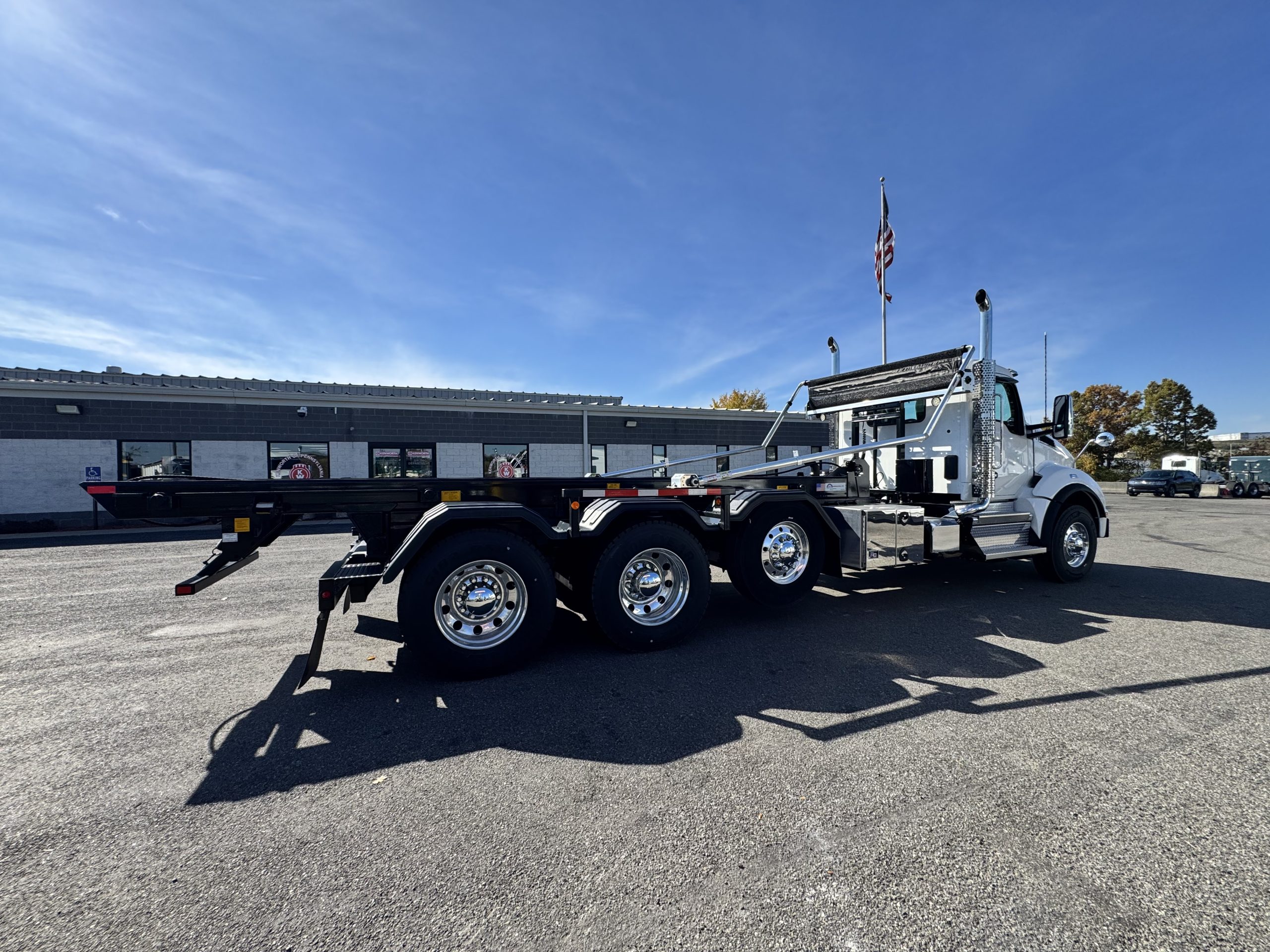 2025 KENWORTH T880 2025 KENWORTH T880 - image 5 of 6