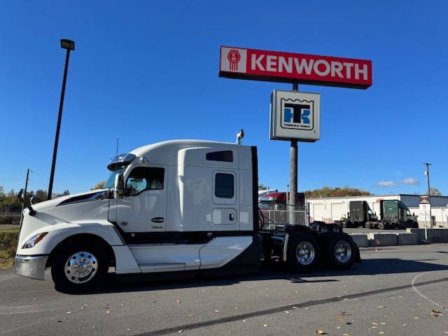 2026 KENWORTH T680 - image 1 of 6