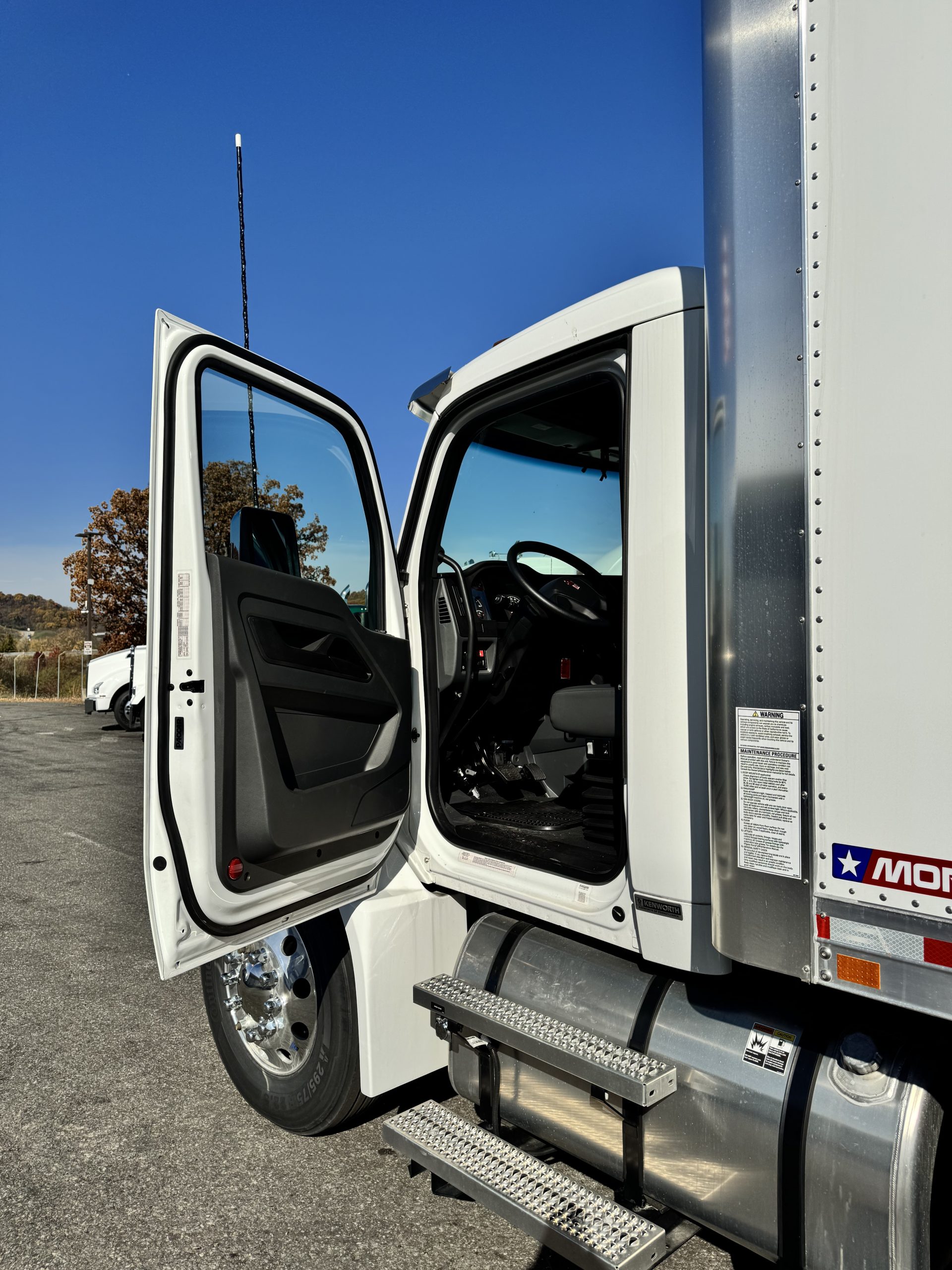 2025 KENWORTH T280 KC172966-10 2025 KENWORTH T280 KC172966-10