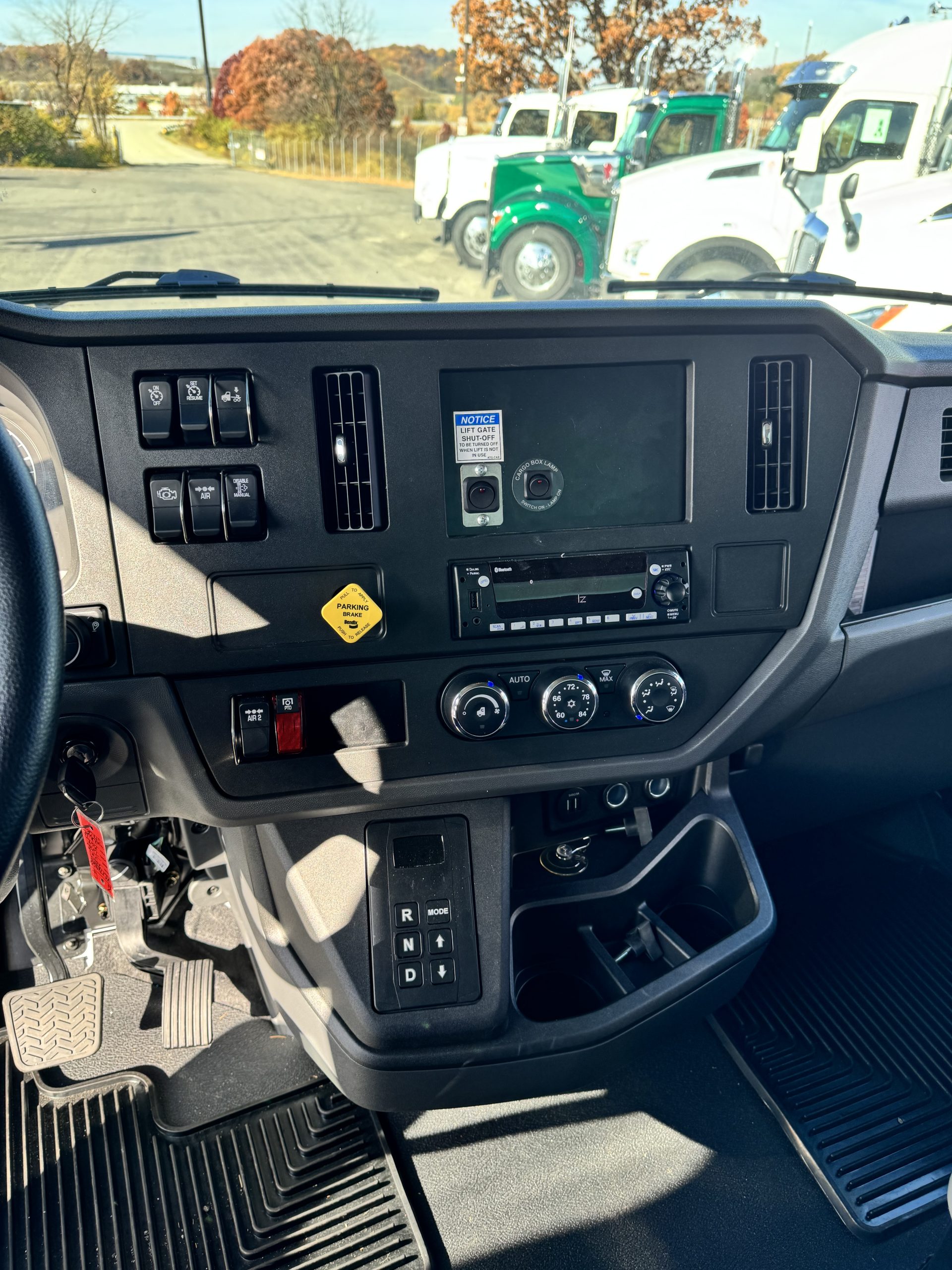 2025 KENWORTH T280 KC172966-16 2025 KENWORTH T280 KC172966-16