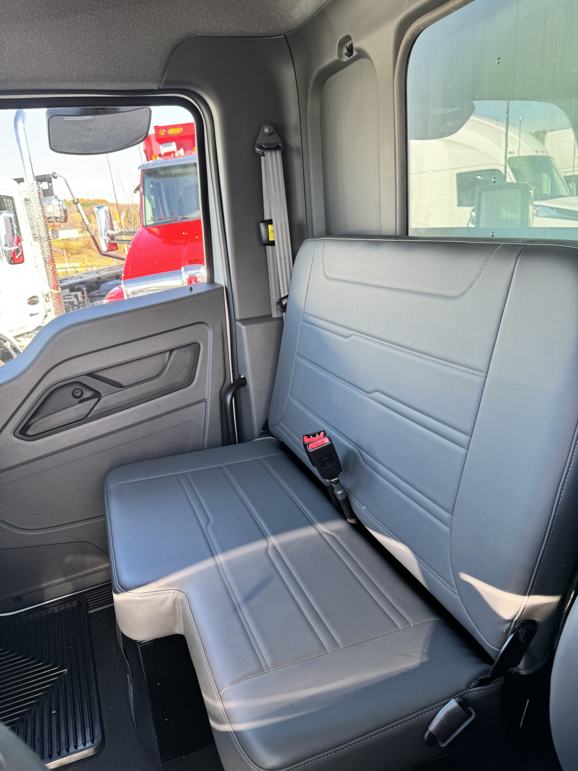 2025 KENWORTH T280 KC172966-17 2025 KENWORTH T280 KC172966-17