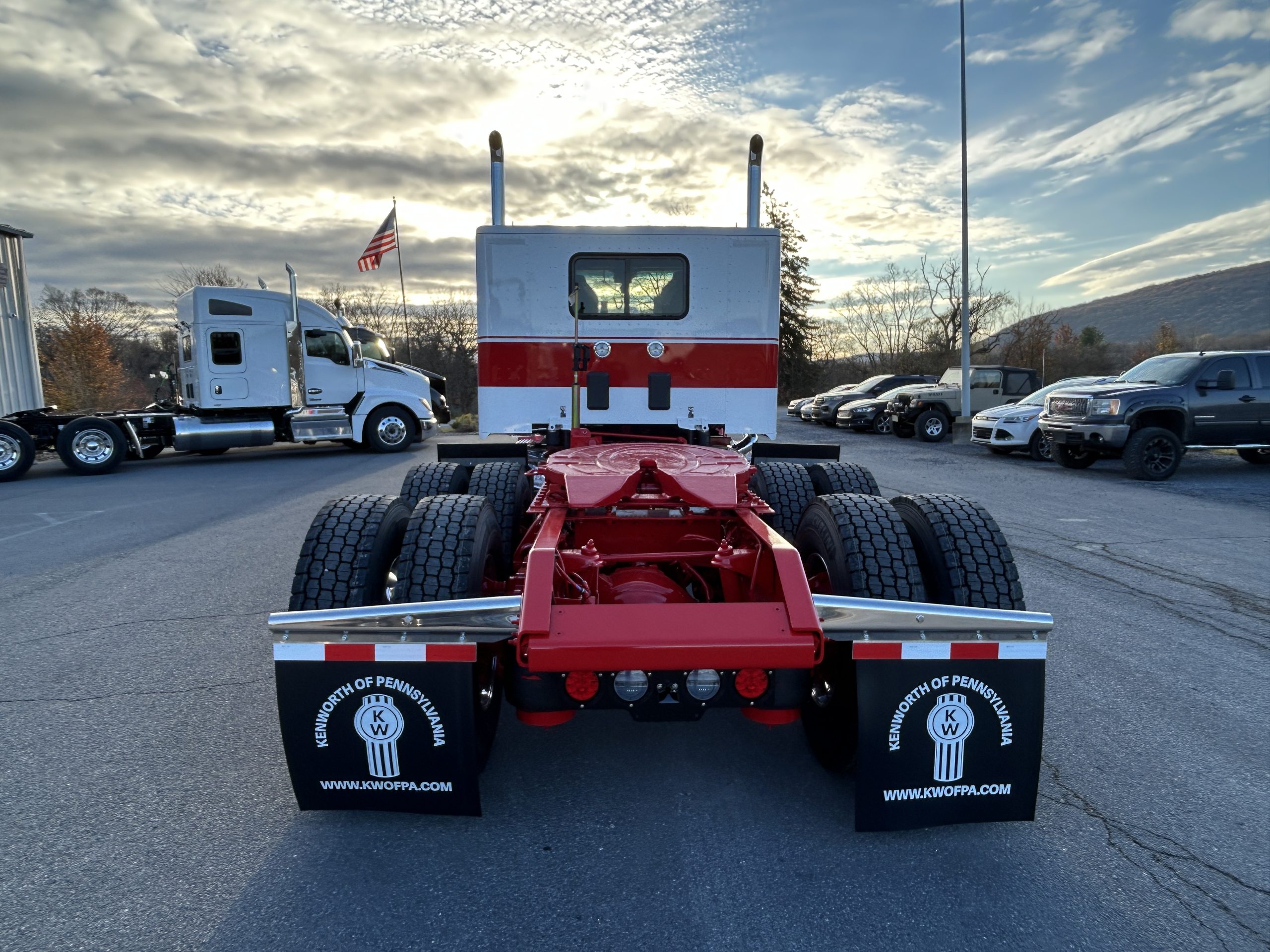 2026 KENWORTH W990 - image 4 of 6