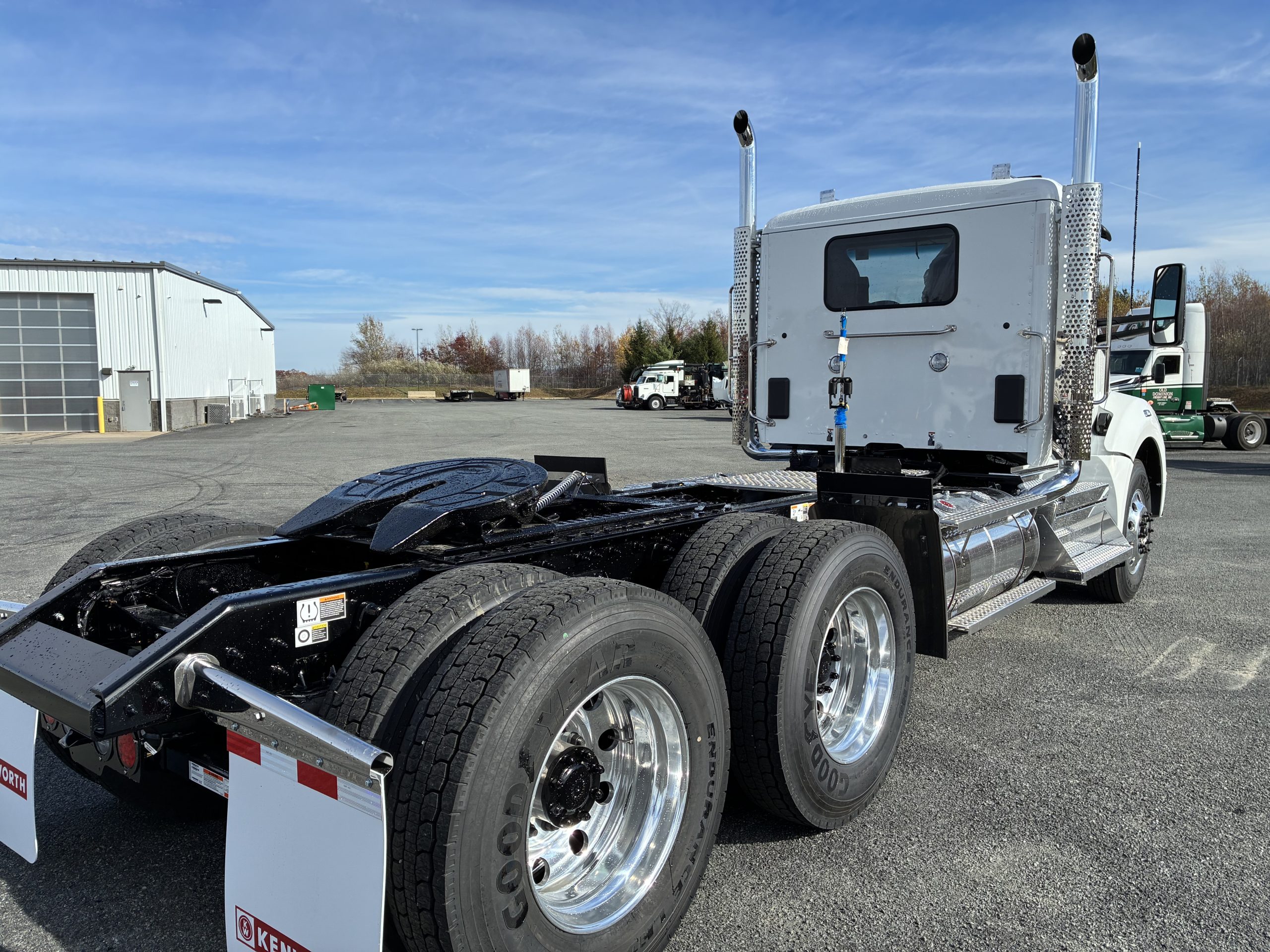 2026 KENWORTH T880 - image 6 of 6