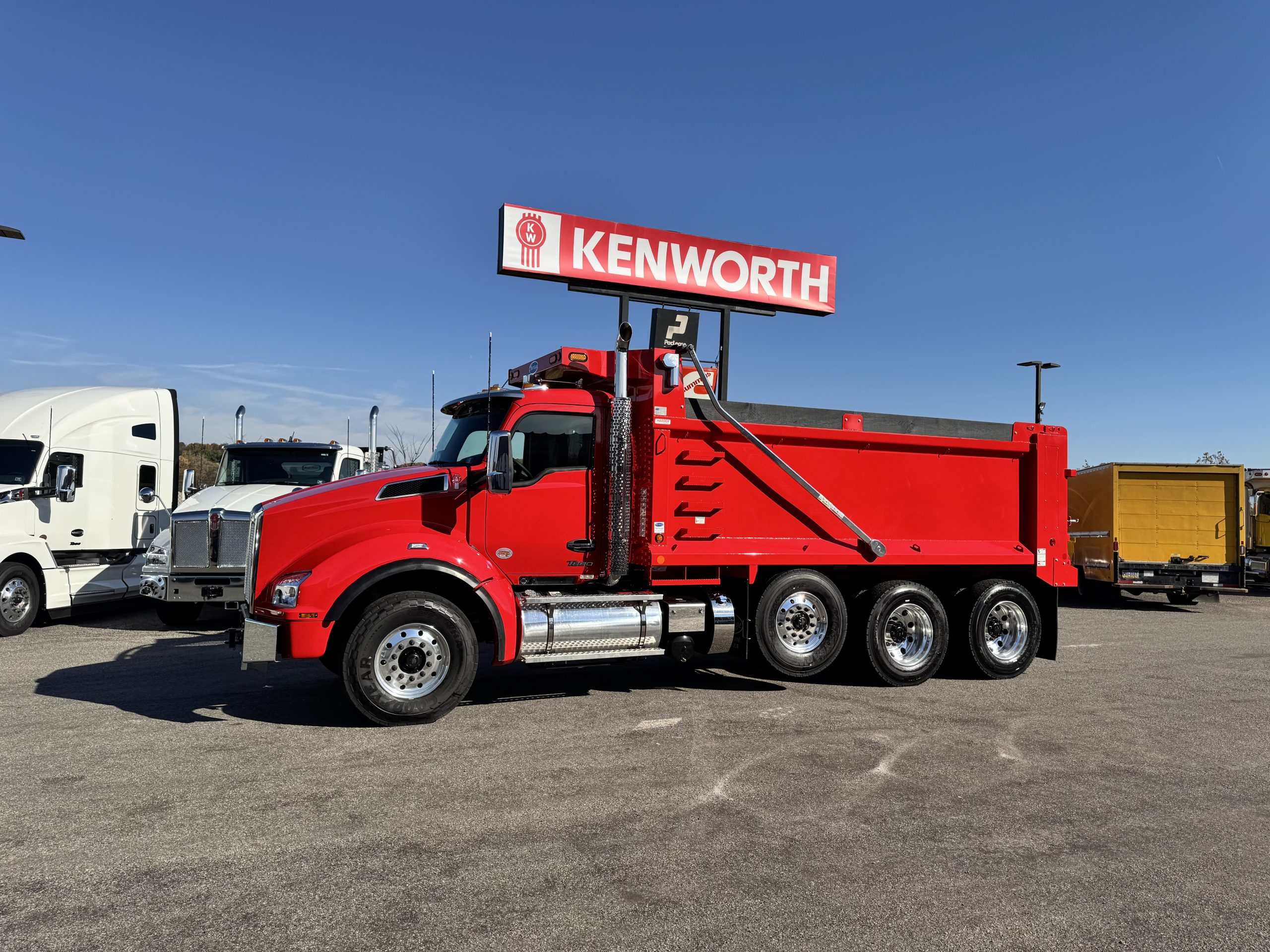 2026 KENWORTH T880 - image 1 of 6