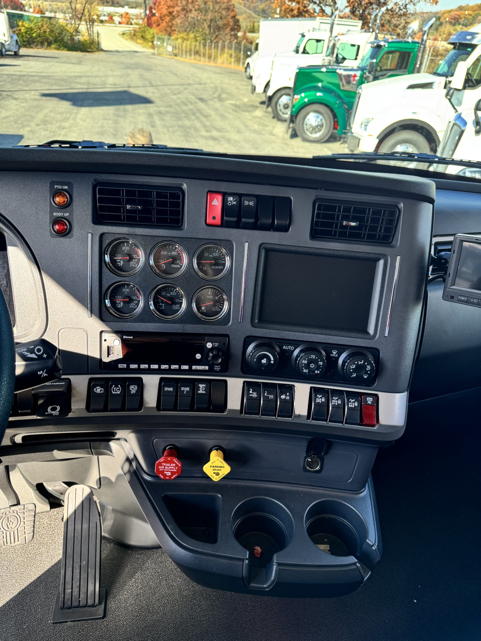 2026 KENWORTH T880 KN224296-11 2026 KENWORTH T880 KN224296-11