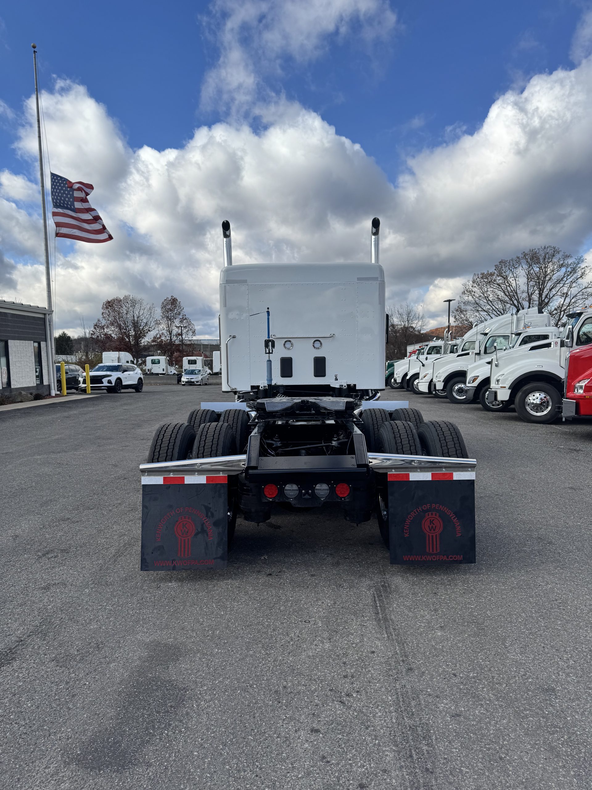 2026 KENWORTH T680 - image 6 of 6