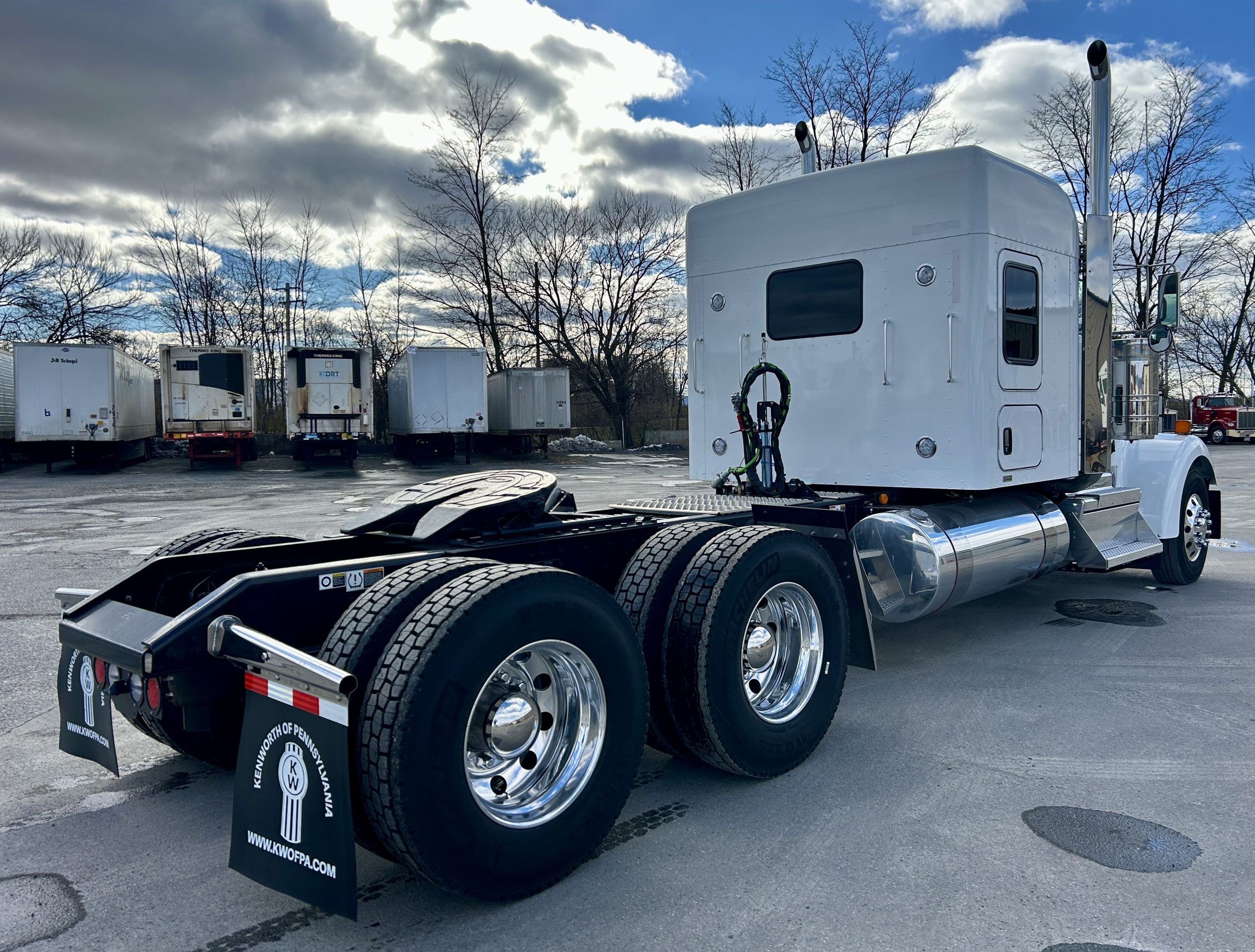 2026 KENWORTH W900L 2026 KENWORTH W900L - image 5 of 6
