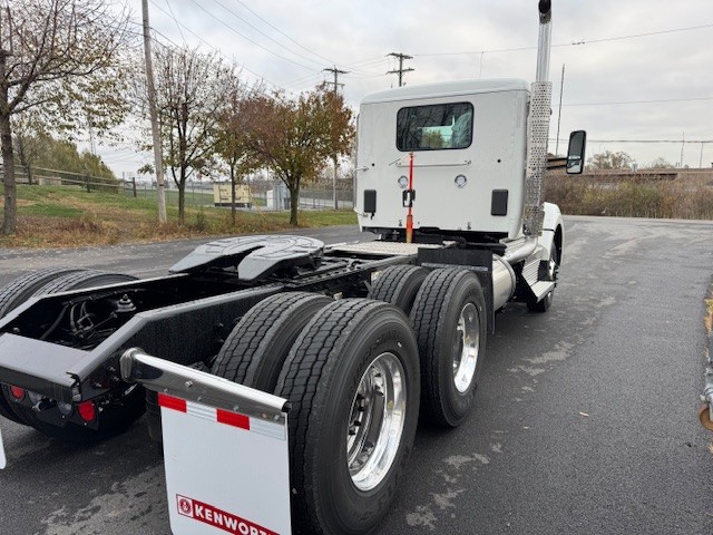 2026 KENWORTH T880 2026 KENWORTH T880 - image 4 of 6