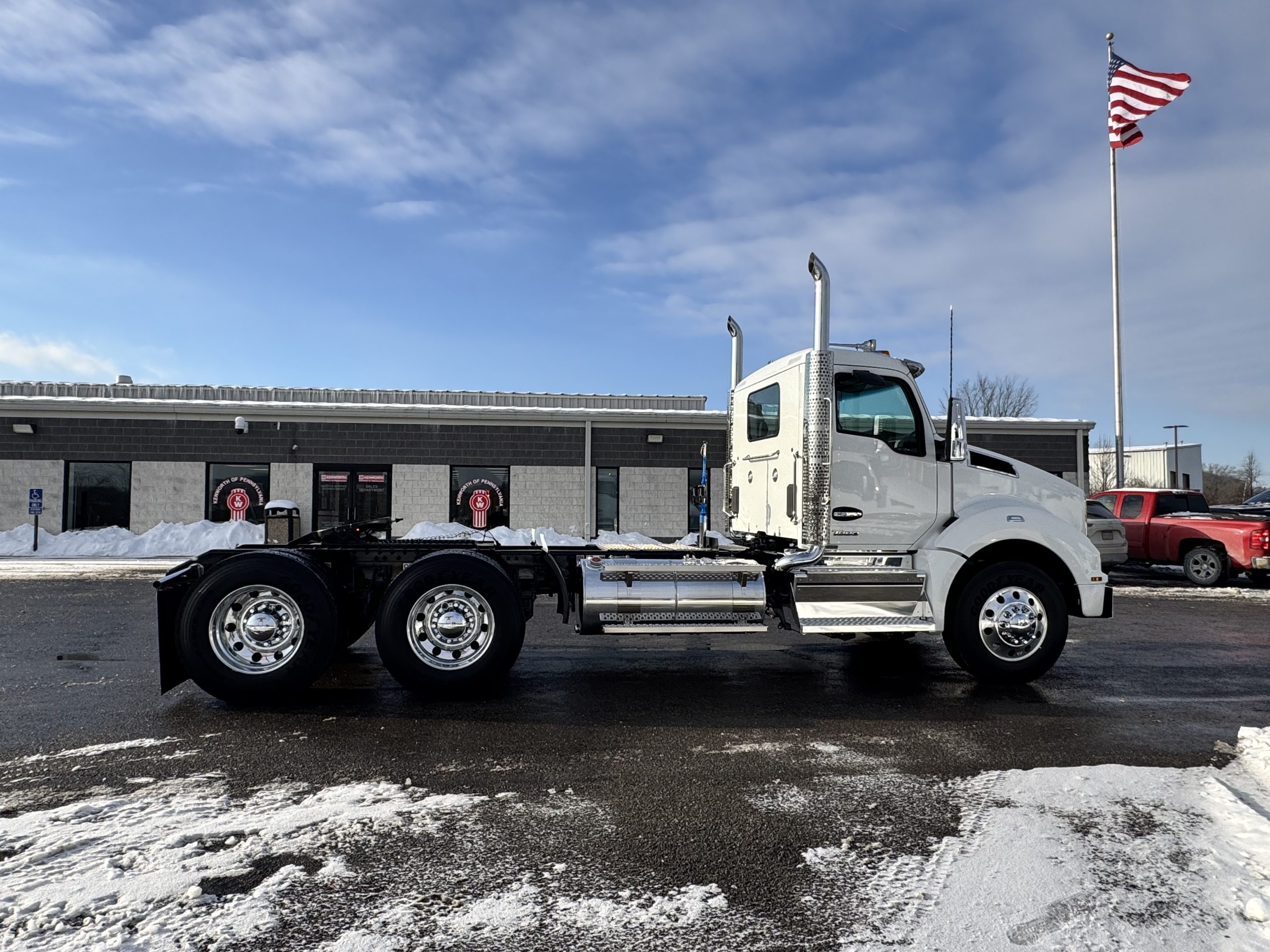 2027 KENWORTH T880 - image 4 of 6