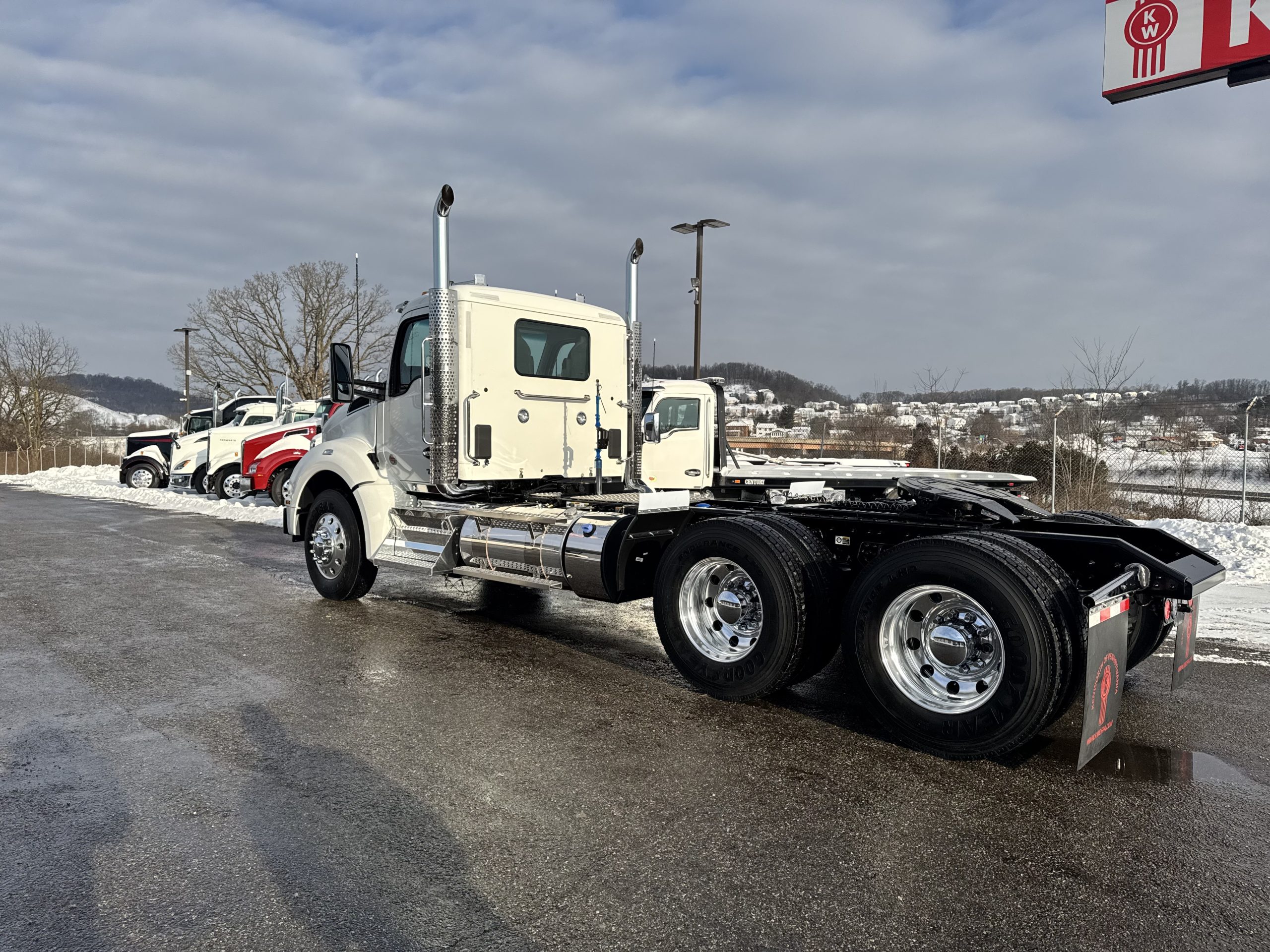 2027 KENWORTH T880 KN236456-08 2027 KENWORTH T880 KN236456-08