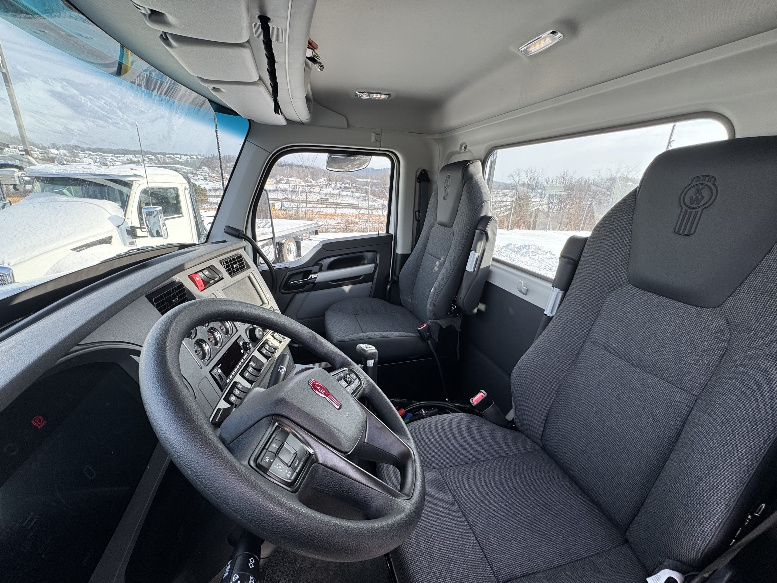 2027 KENWORTH T880 KN236456-11 2027 KENWORTH T880 KN236456-11