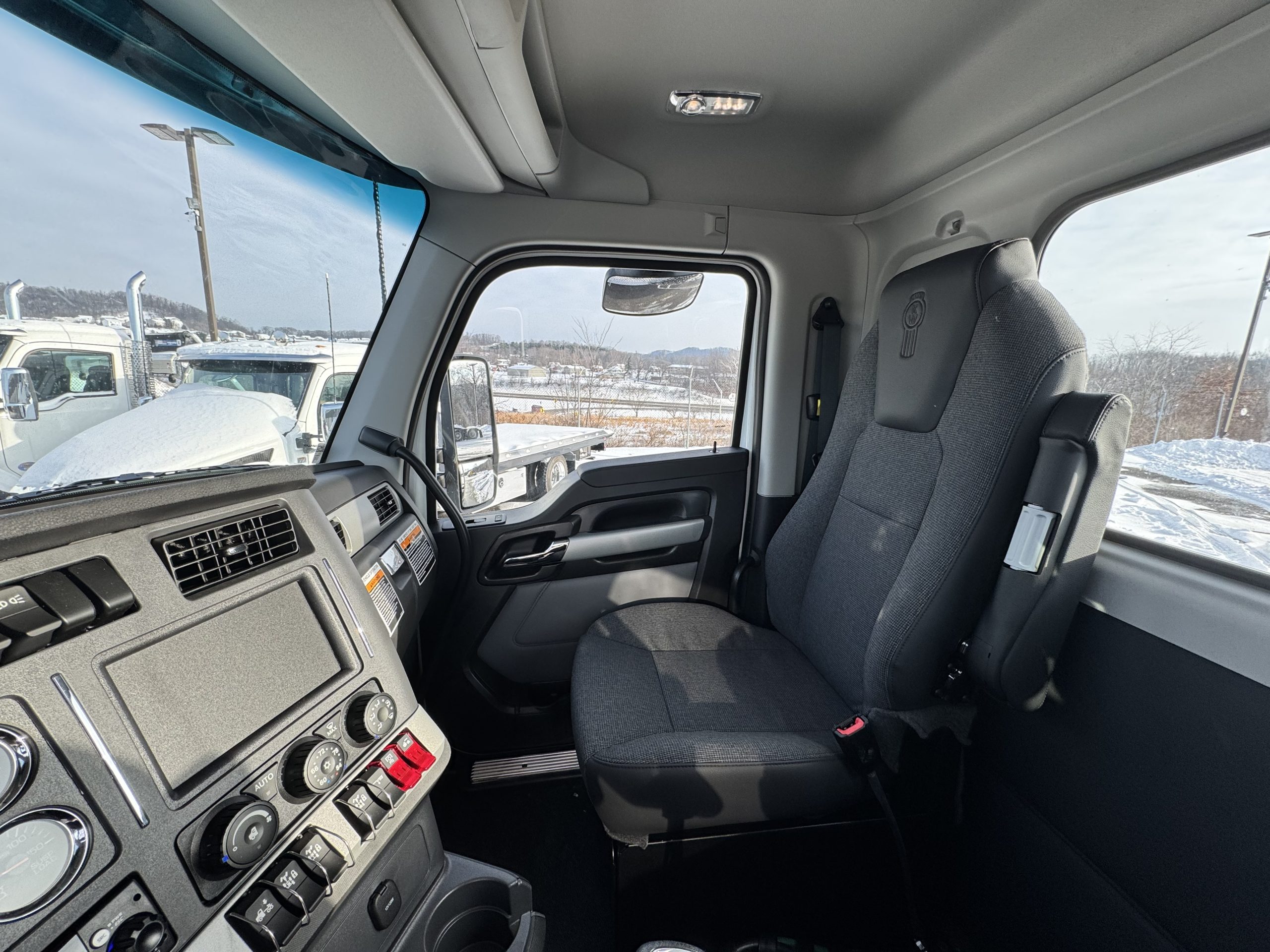 2027 KENWORTH T880 KN236456-15 2027 KENWORTH T880 KN236456-15