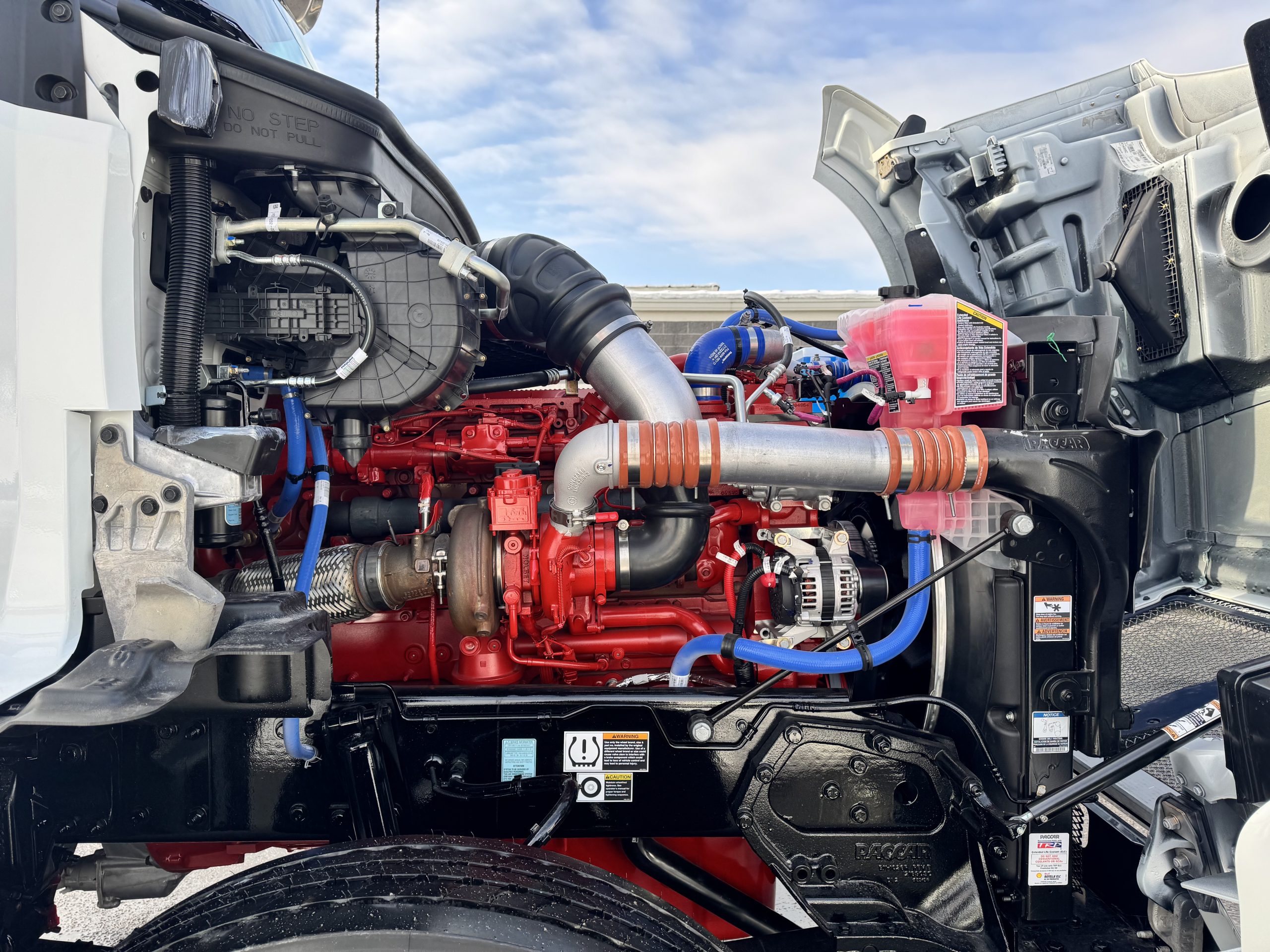 2027 KENWORTH T880 KN236456-16 2027 KENWORTH T880 KN236456-16