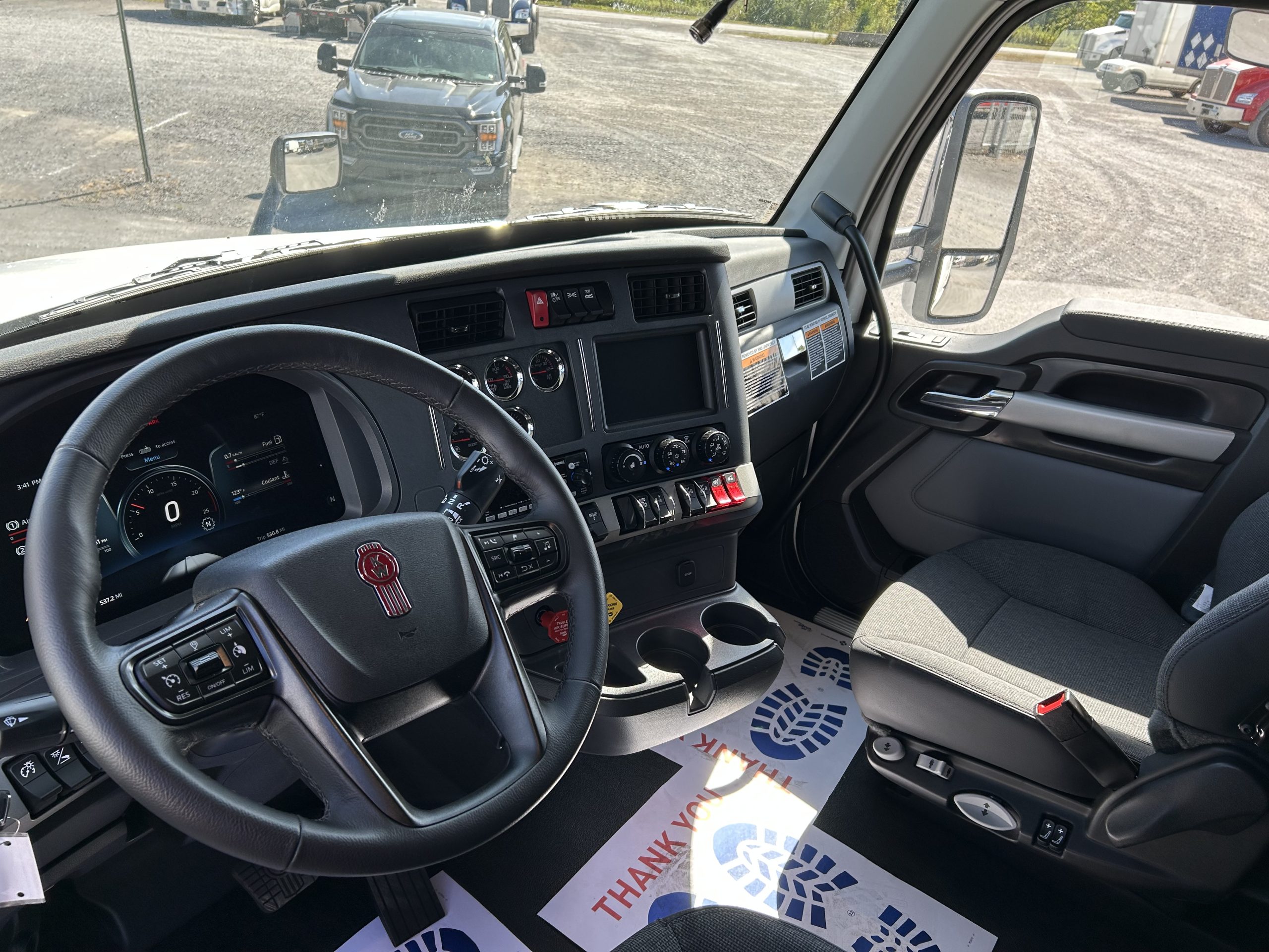 2026 KENWORTH T680 2026 KENWORTH T680 - image 4 of 6